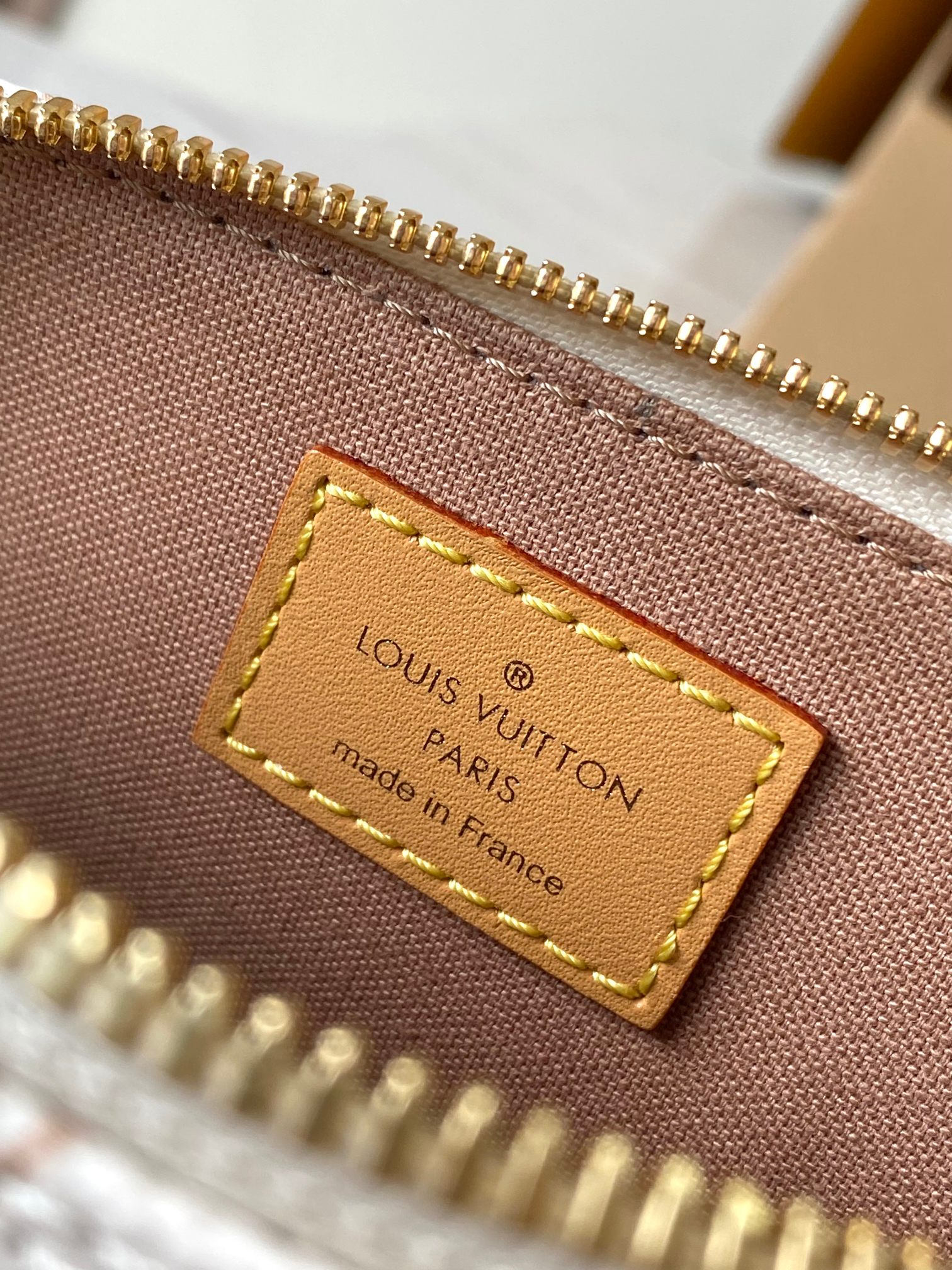 LOUIS VUITTON Alma Handbag/Top Quality M46895