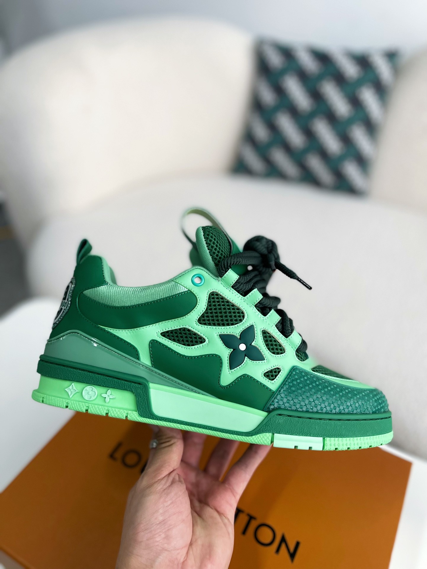 [#3556」 LOUIS VUITTON RUNNER TATICsneakers