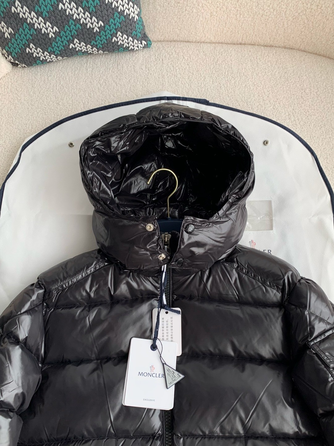 【#2102】Moncler Short men's down jacket