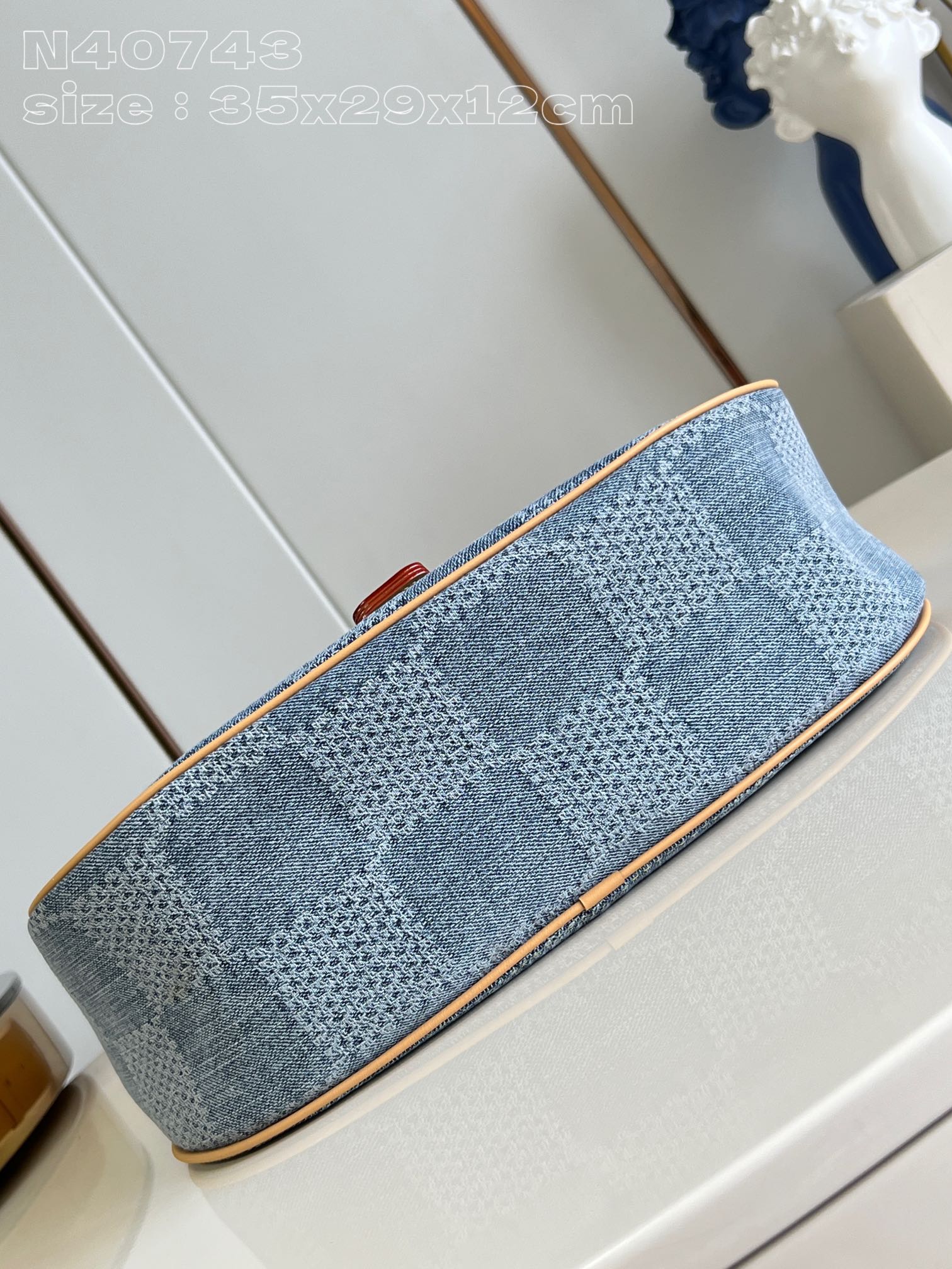 Louis Vuitton Montsouris Messenger MM Postman bag N40743，Top quality