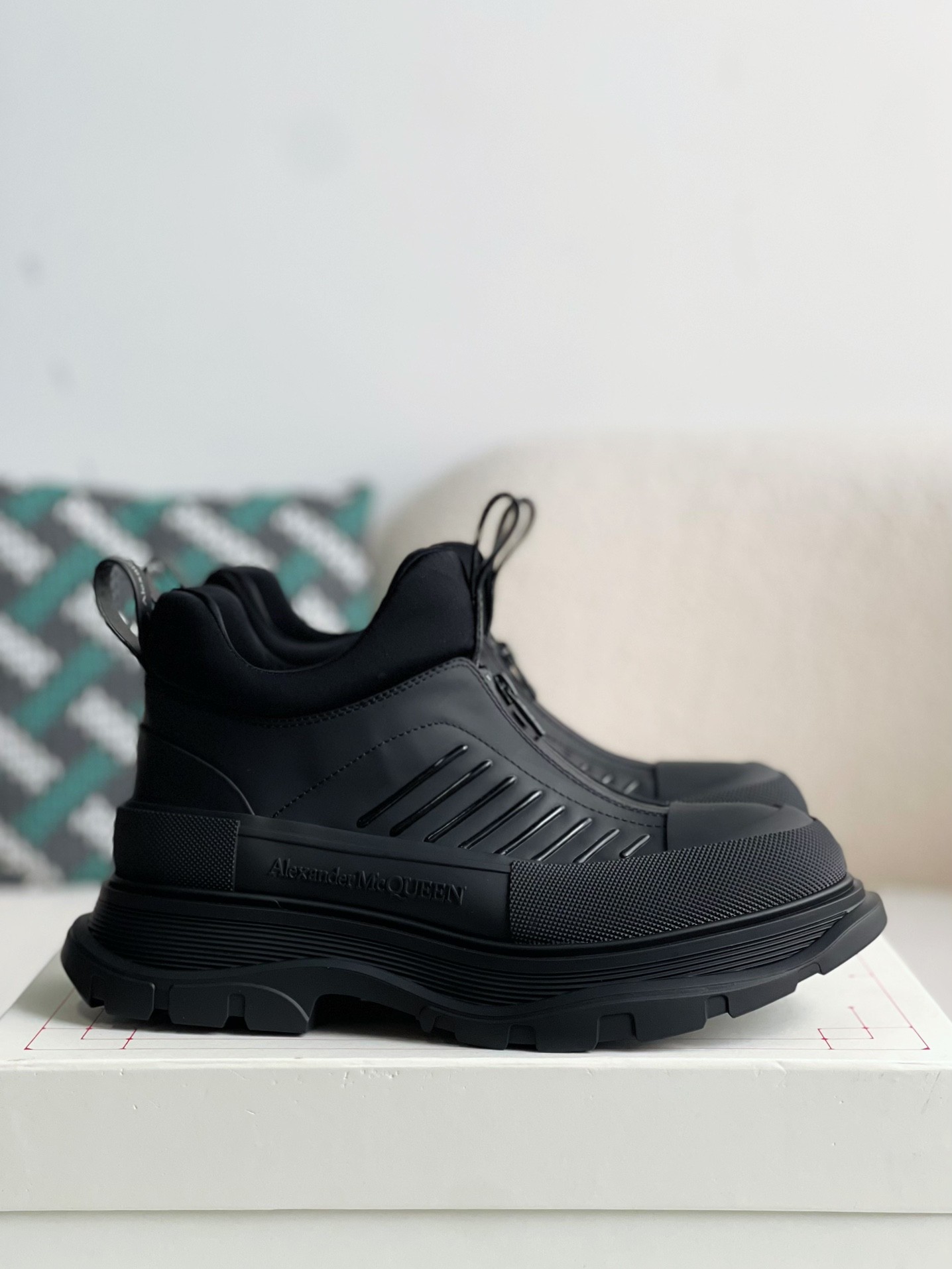 Alexander McQueen Sneakers