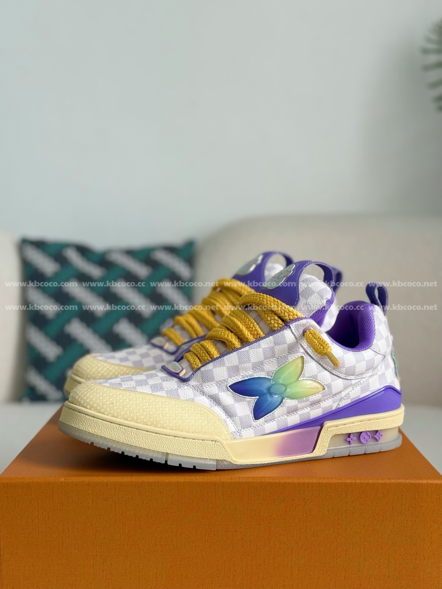 【#5442】 LOUIS VUITTON RUNNER TATIC SNEAKERS