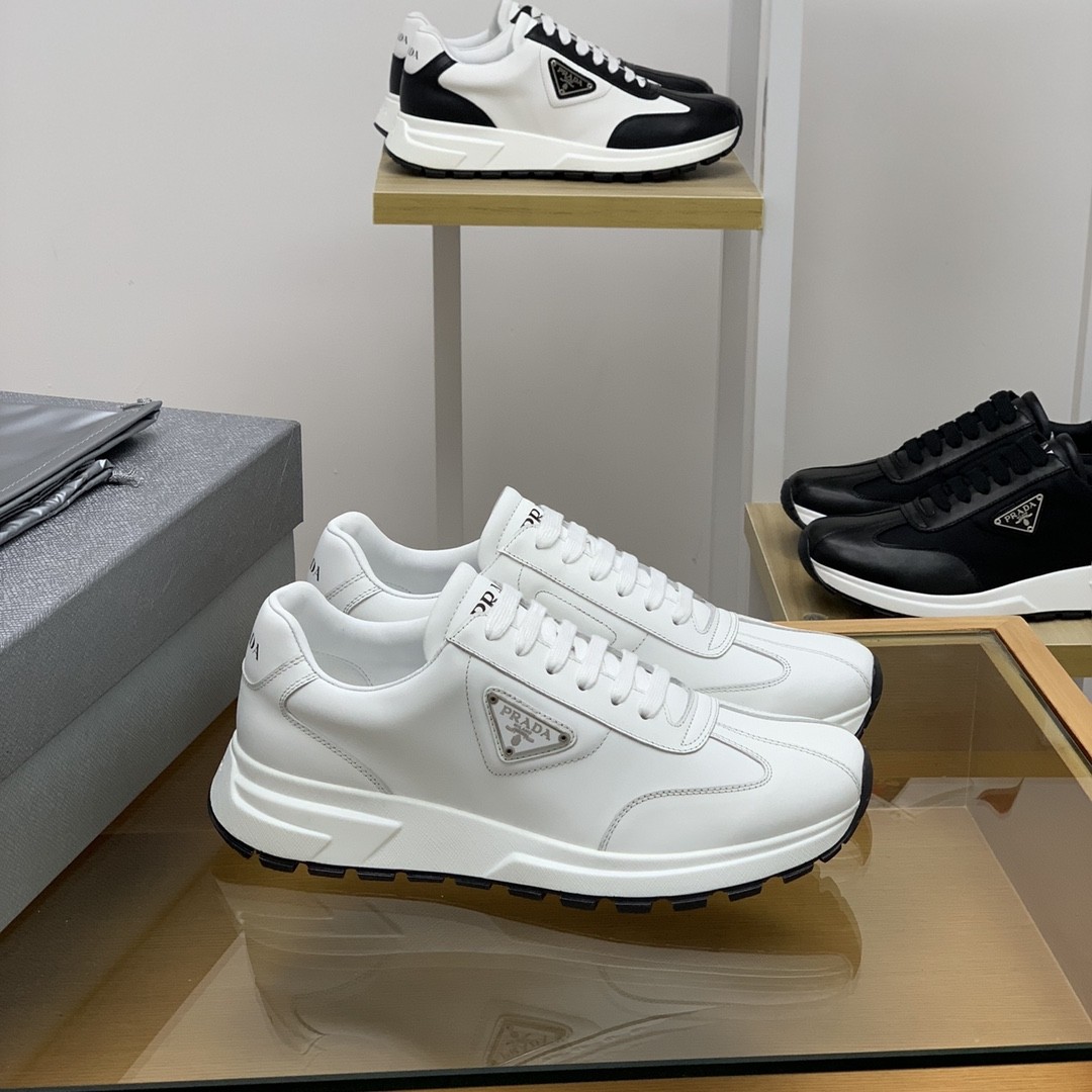 【#631】 Prada Sneakers