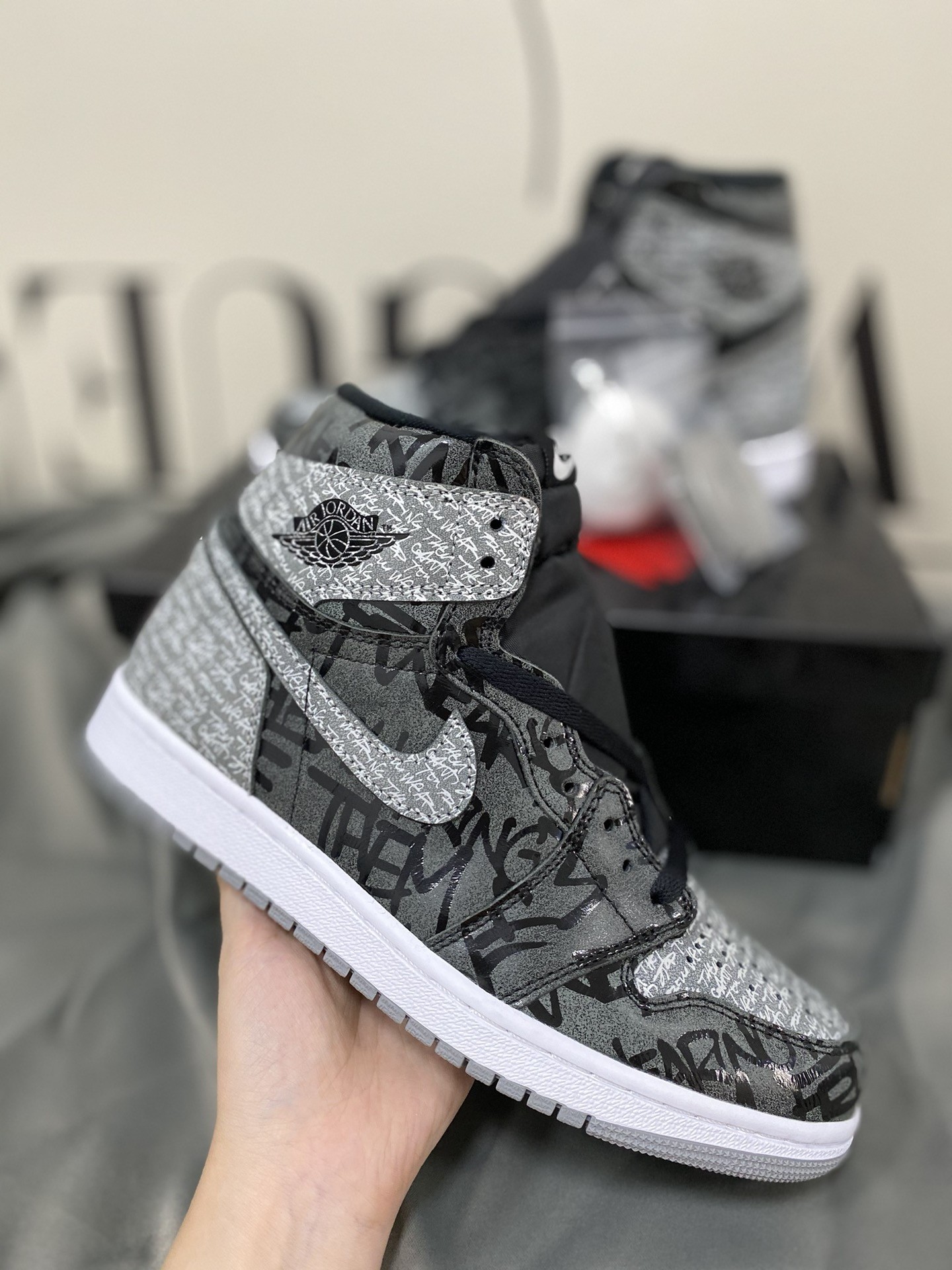 Air Jordan 1 High OG Rebellionair