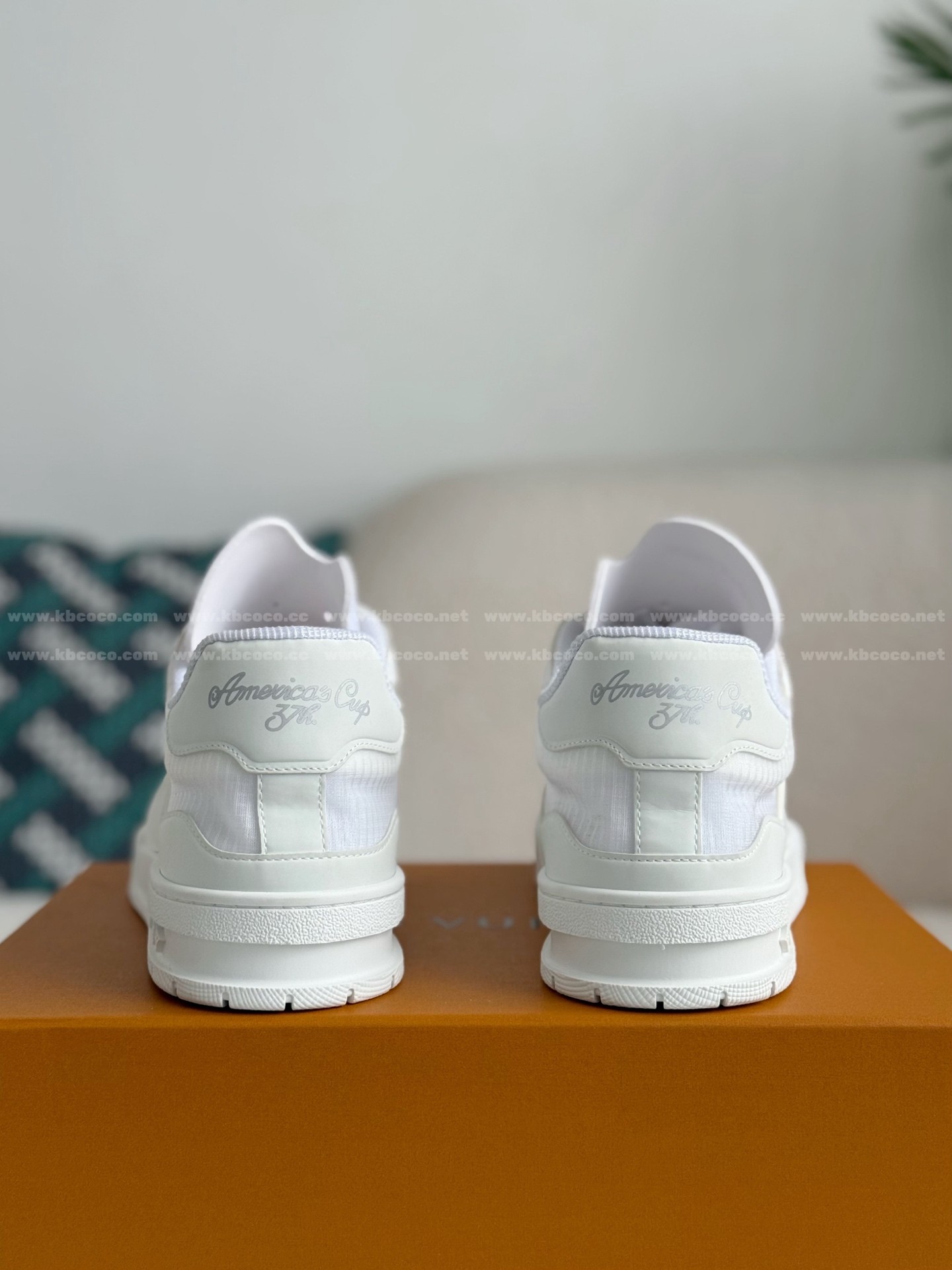 【#5908】 LOUIS VUITTON TRAINER 37TH AMERICA'S CUP SNEAKERS