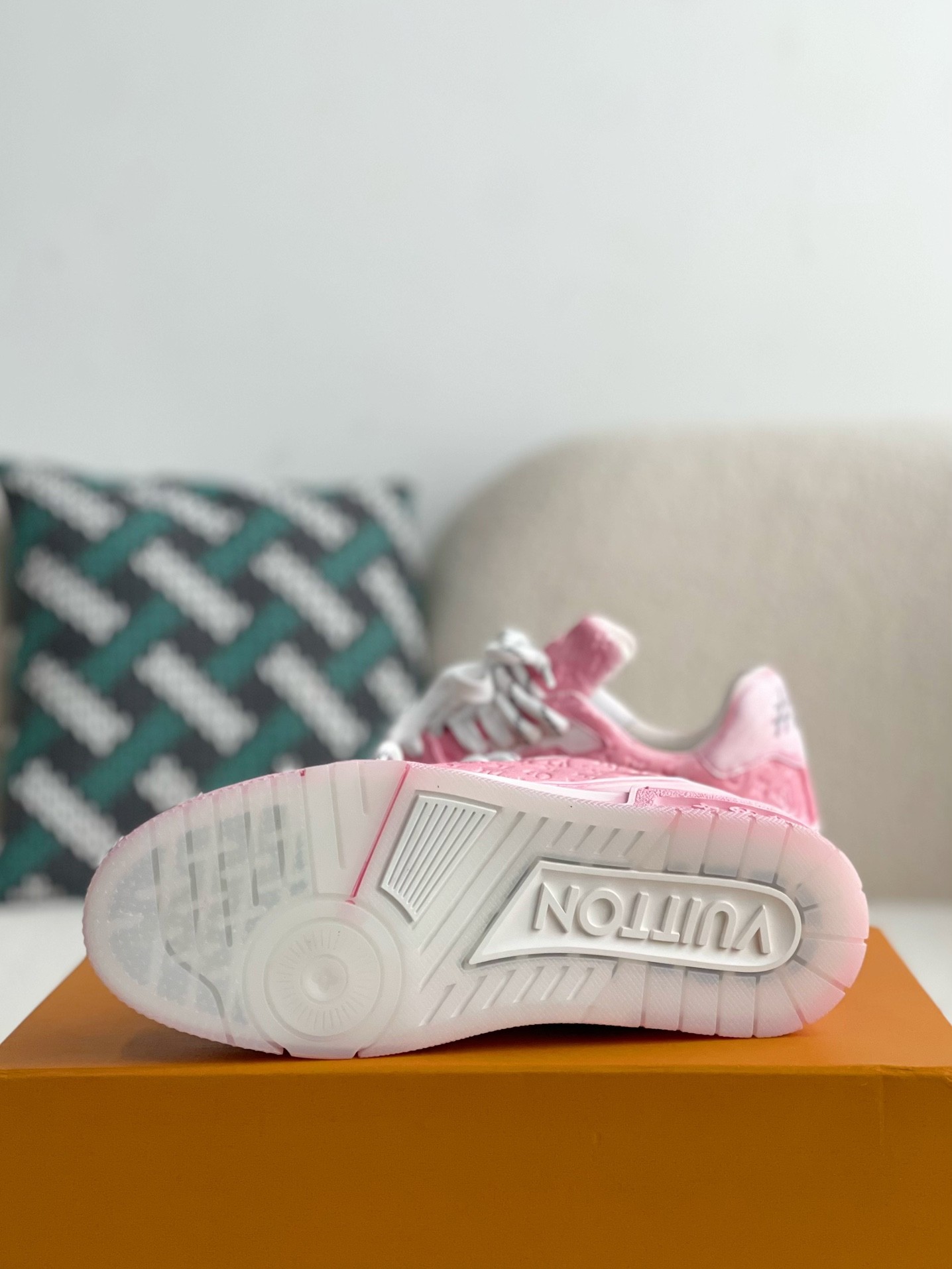 [#3565」 LOUIS VUITTON TRAINER SNEAKERS