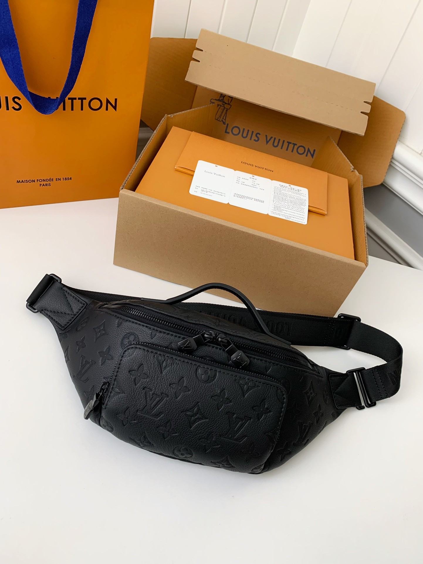 New Louis Vuitton RUSH waist bag M47058