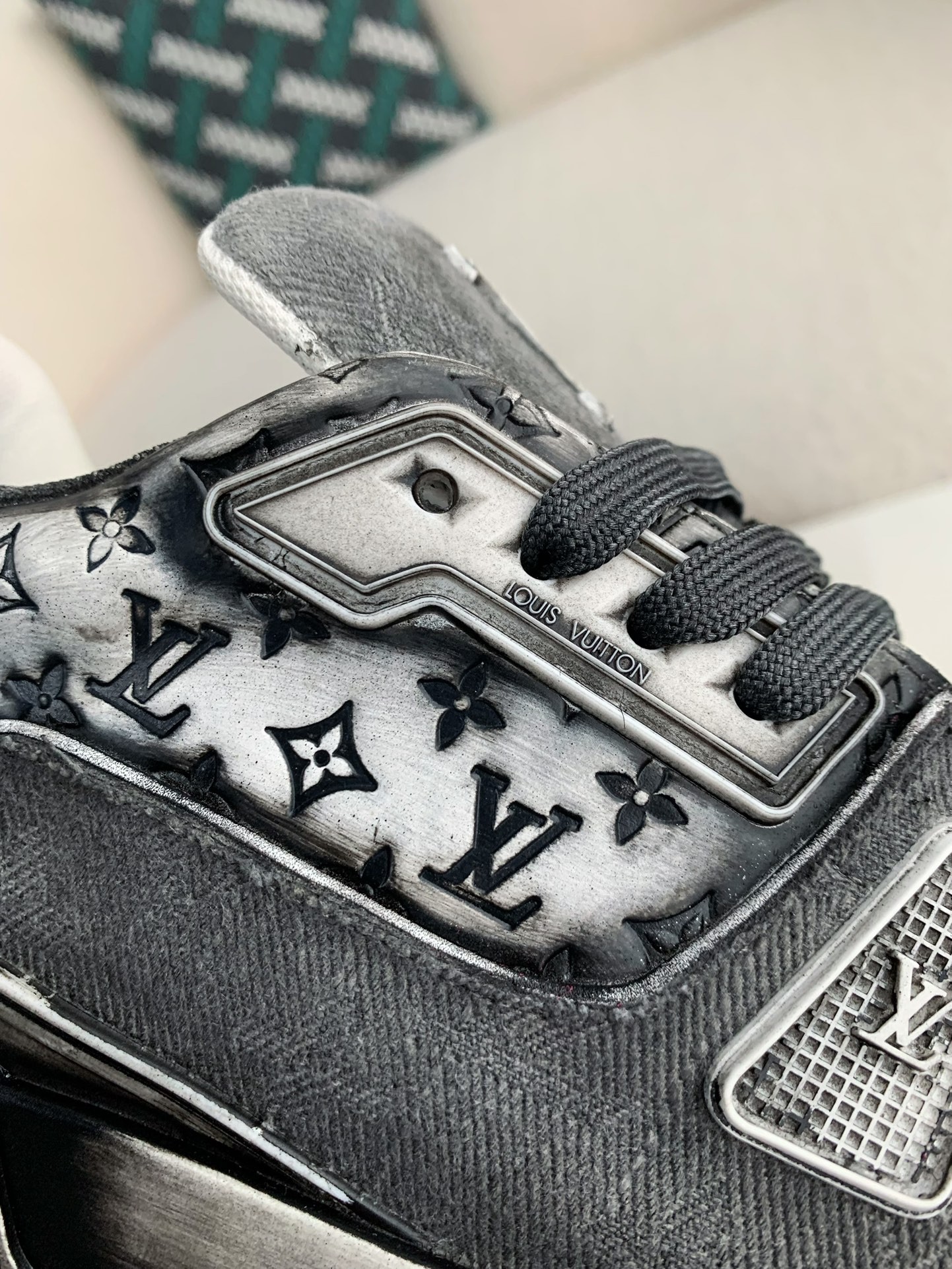 [#3320]LOUIS VUITTON TRAINER SNEAKERS