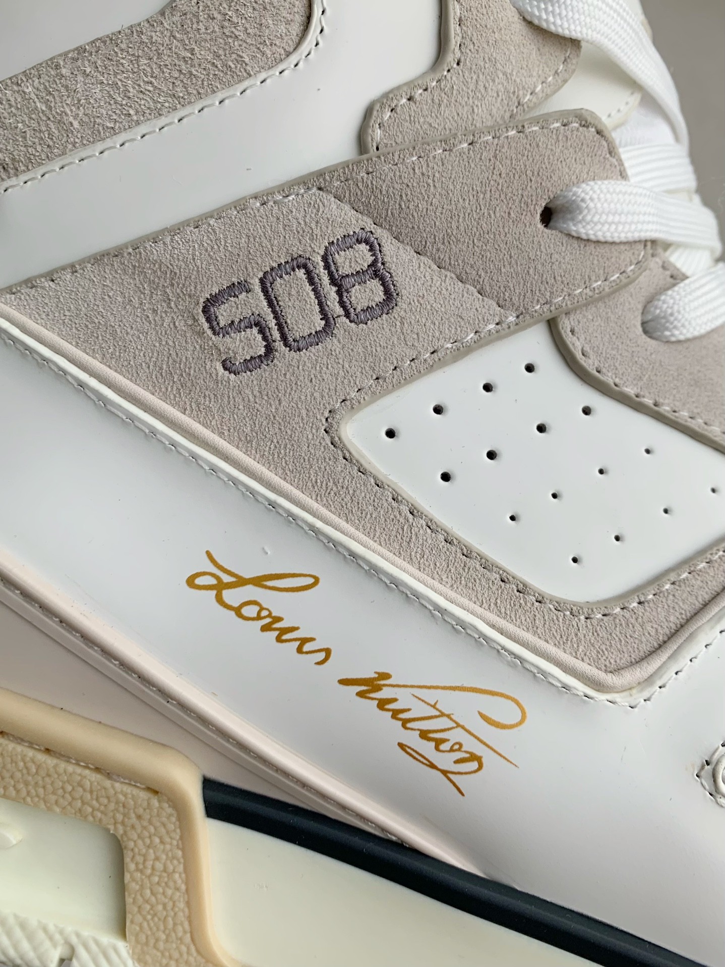 LOUIS VUITTON TRAINER SNEAKERS