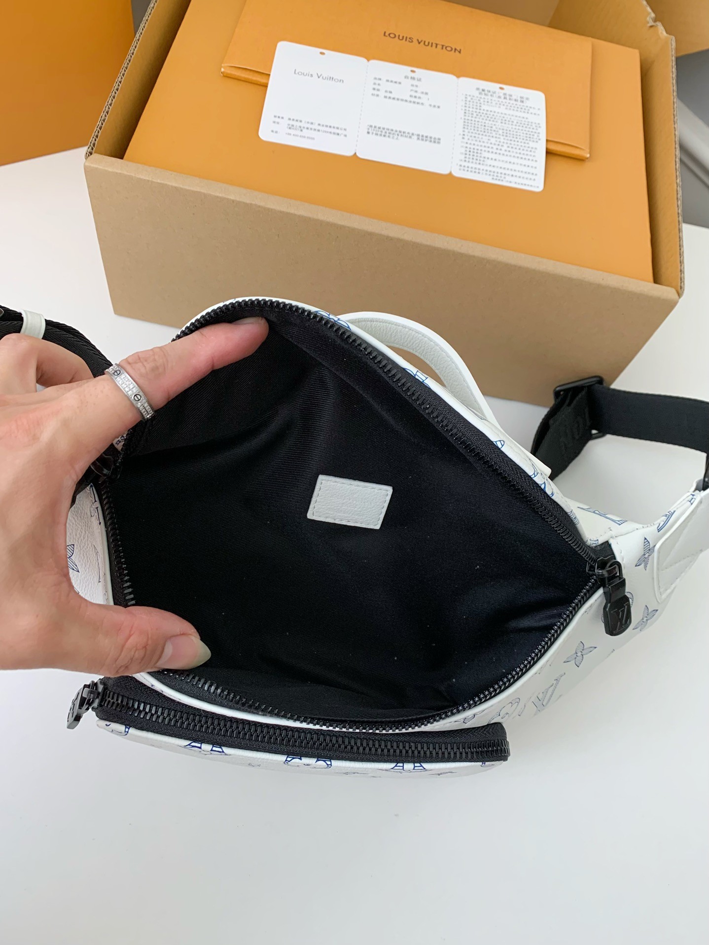 New Louis Vuitton RUSH waist bag M25227