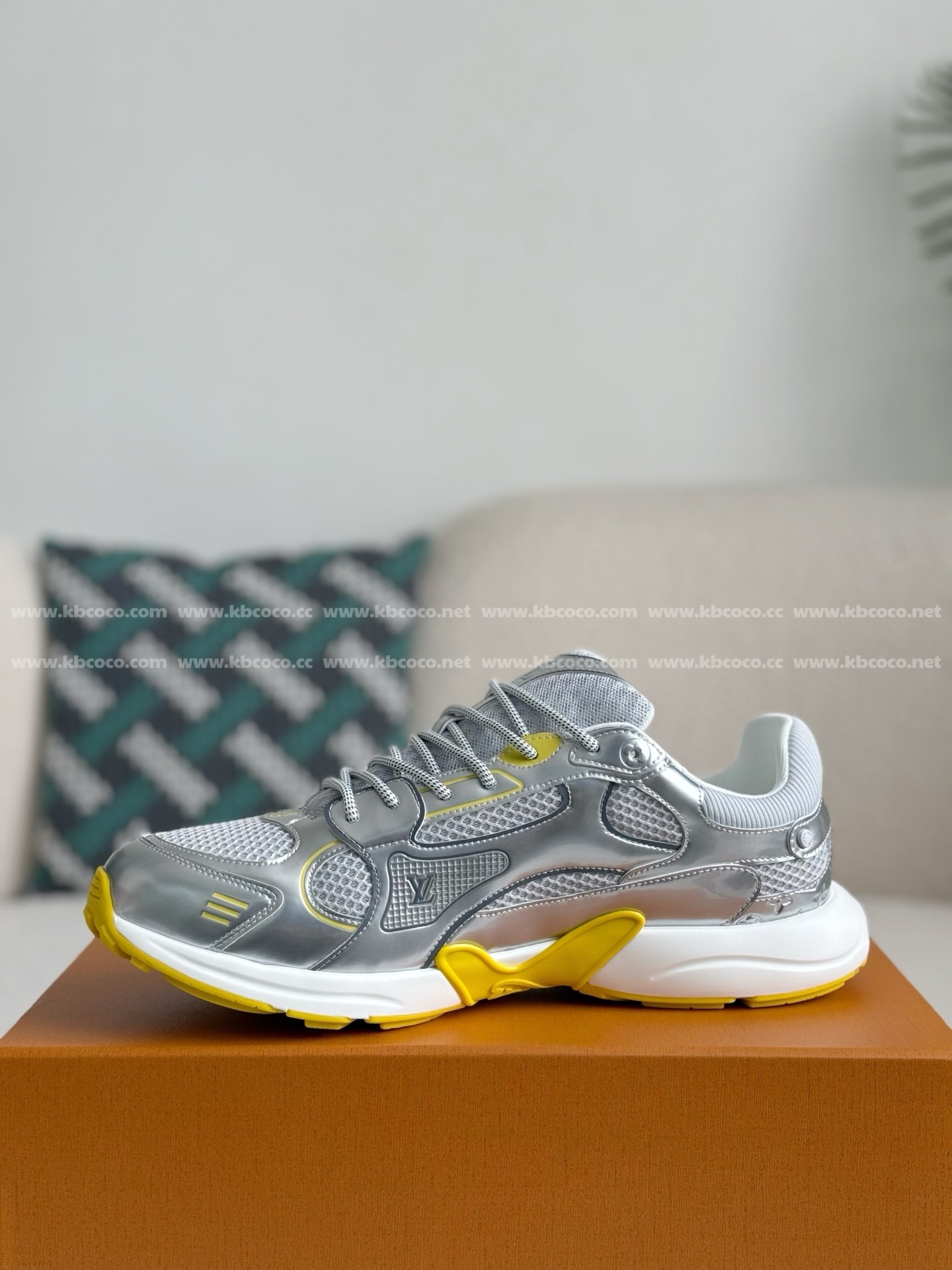 【#5216】 LOUIS VUITTON OLYMPIA CASUAL SHOES