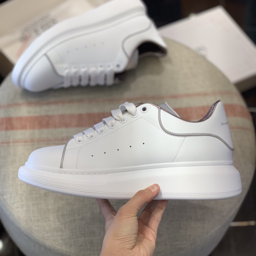Alexander McQueen MQ White fluorescence tail Sneakers