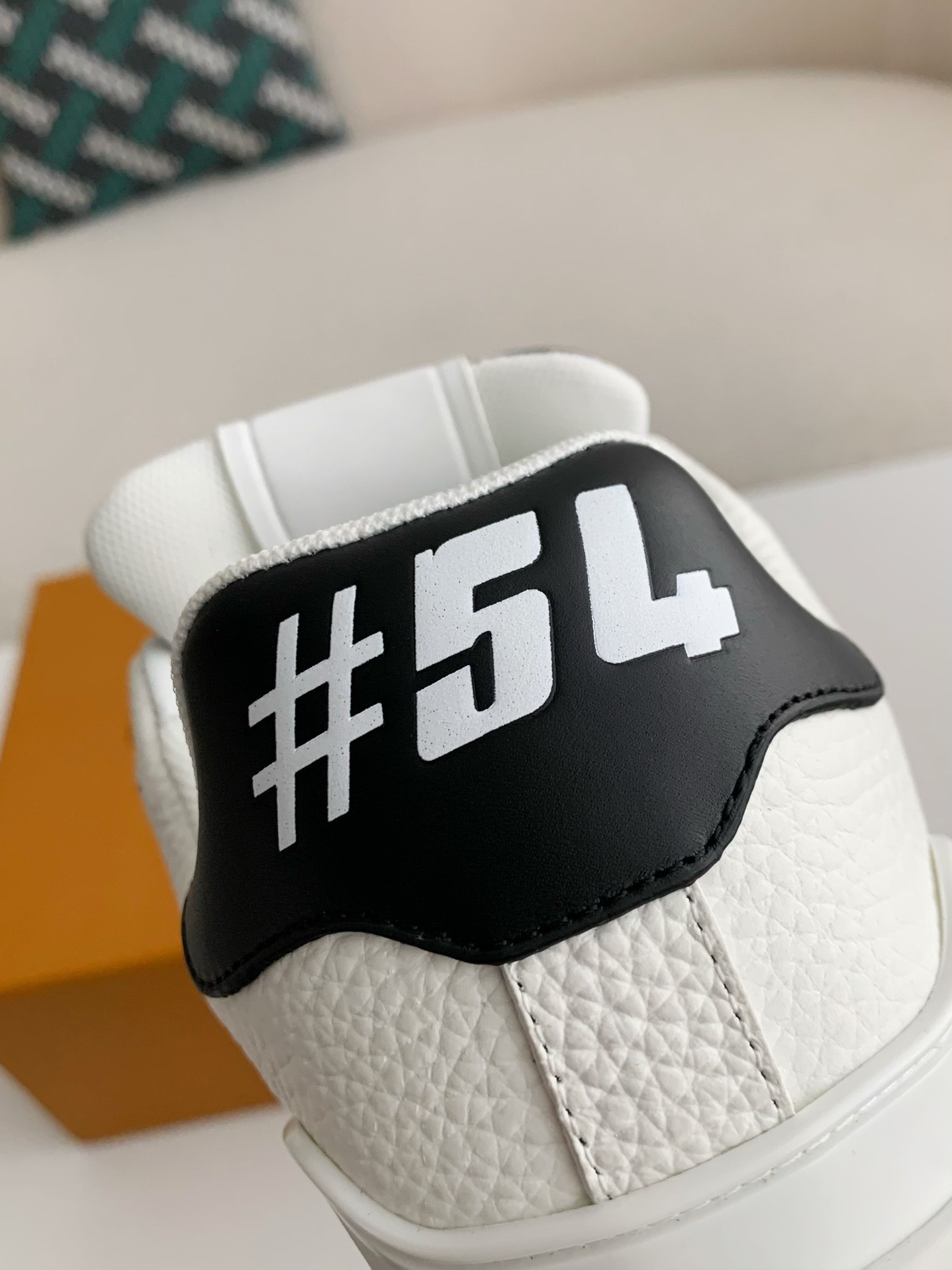 [#3719] LOUIS VUITTON TRAINER SNEAKERS