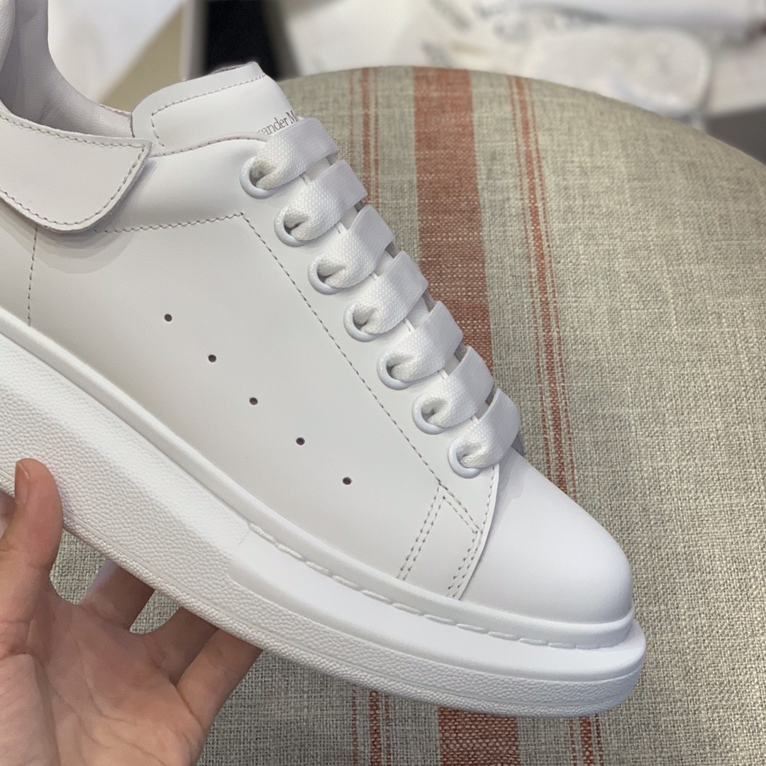 Alexander McQueen MQ White Tricolortail Sneakers