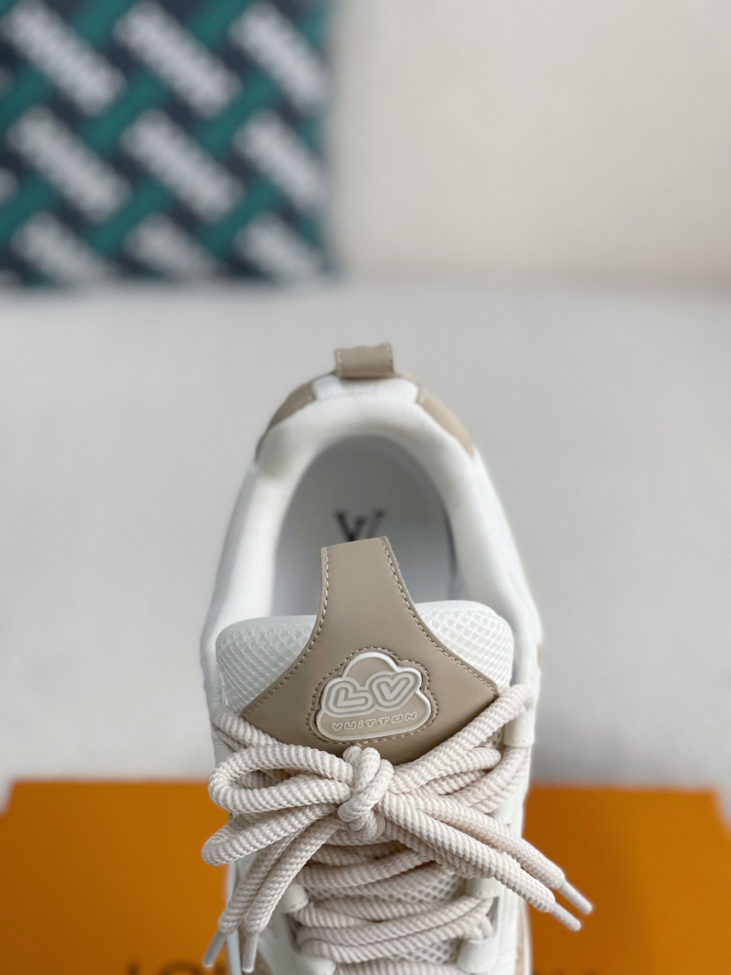 LOUIS VUITTON TRAINER SNEAKERS