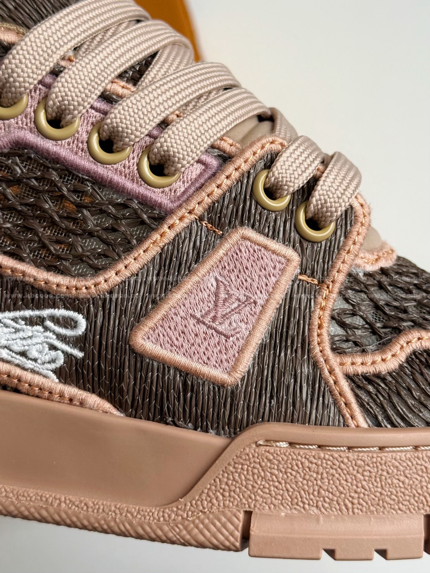 【#5880】LOUIS VUITTON TRAINER SNEAKERS