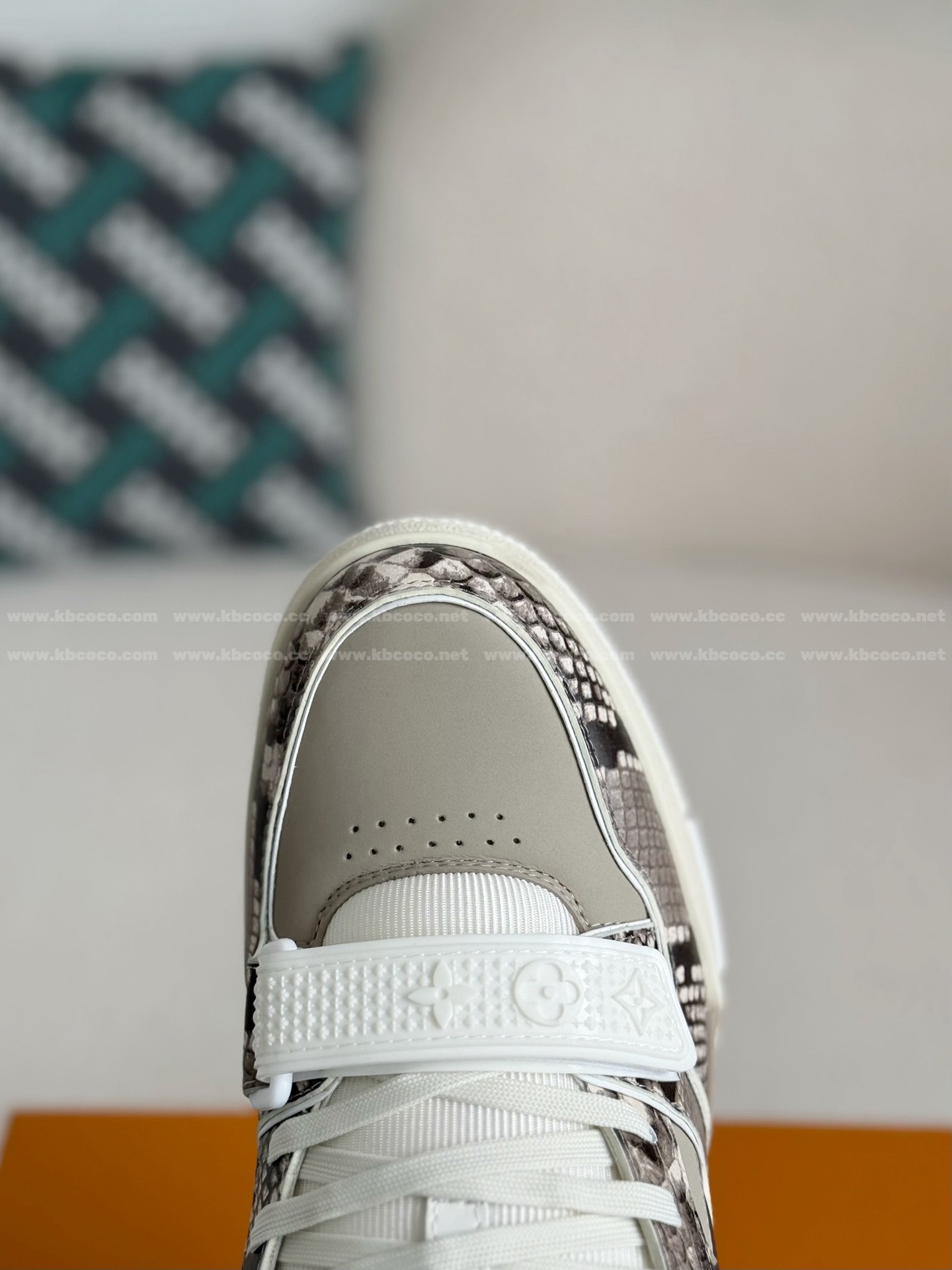 【#5794】 LOUIS VUITTON TRAINER SNEAKERS