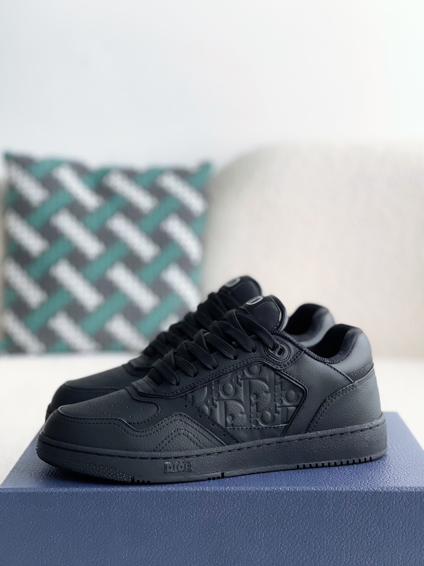 DIOR New B27 Sneaker