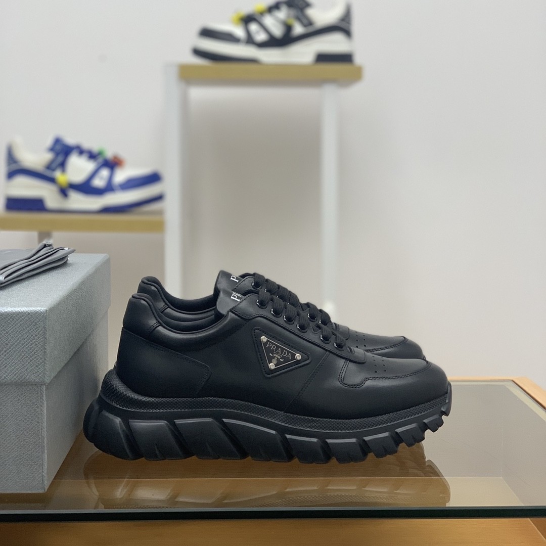 【#623】 Prada Sneakers