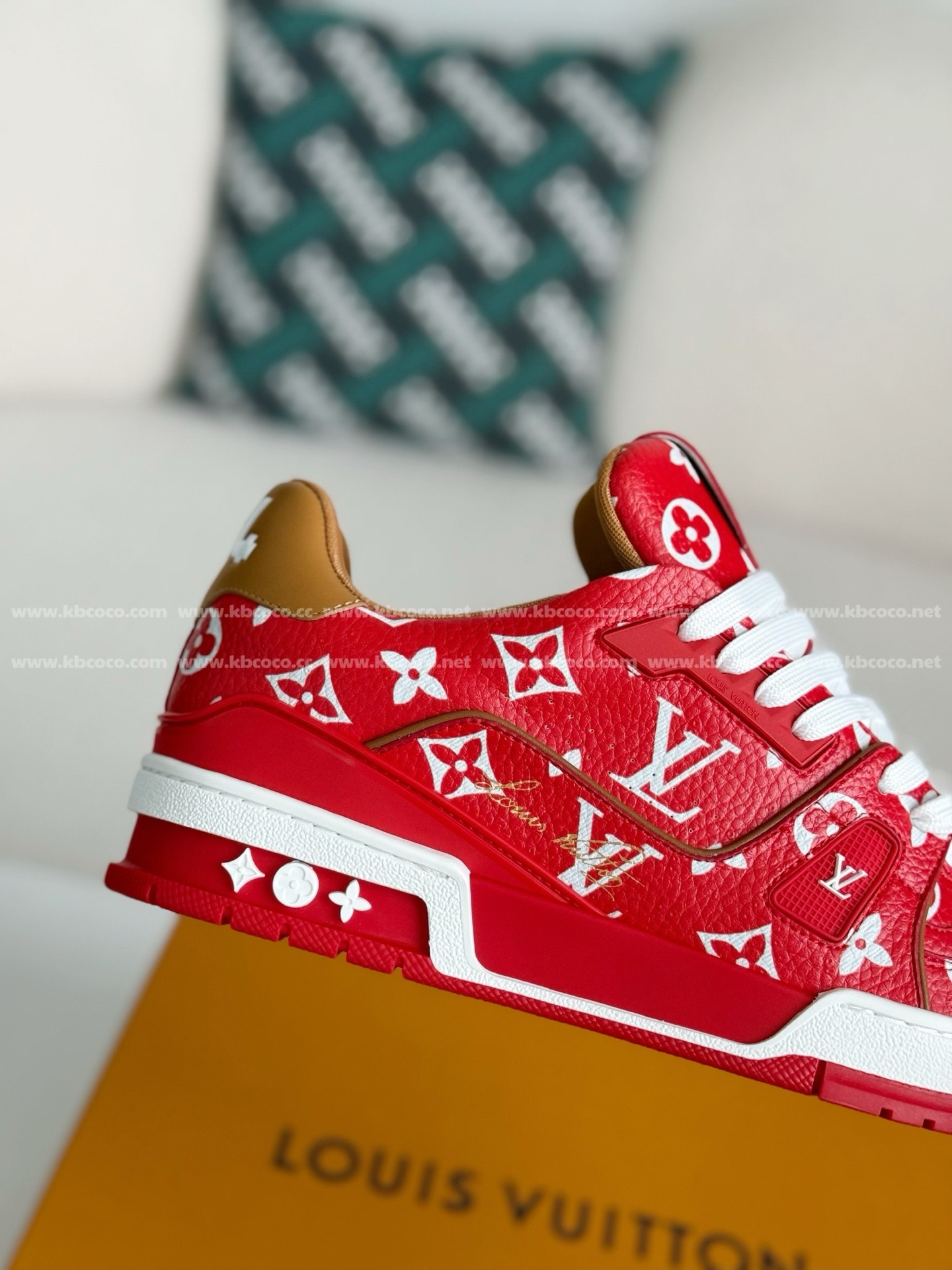 【#4537】 LOUIS VUITTON TRAINER SNEAKERS