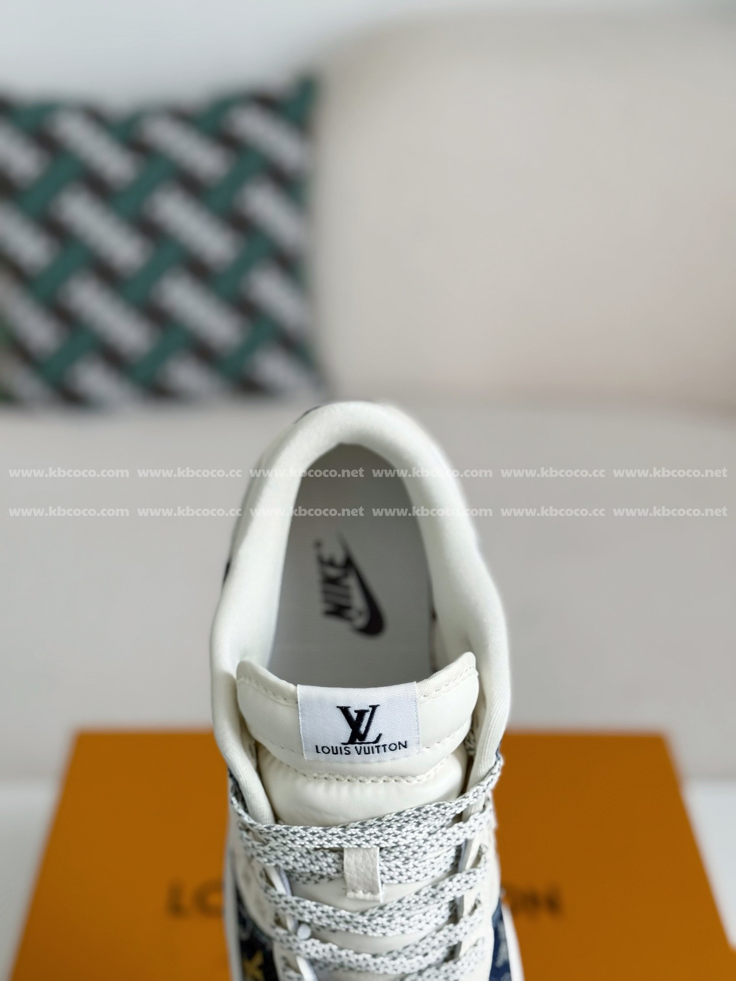 【#4326】 Louis Vuitton x Nike Dunk Cowboy low-top plank shoes