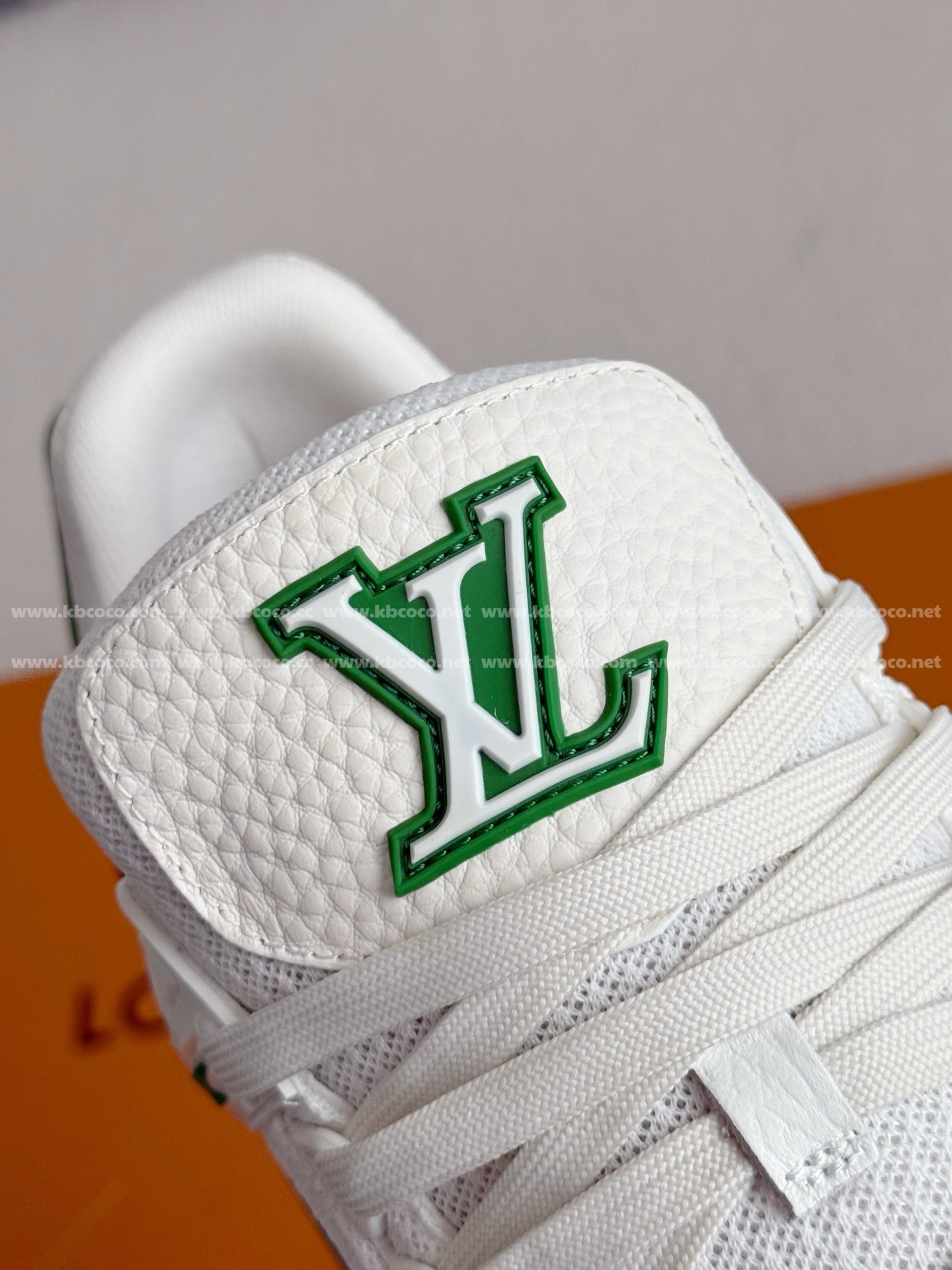 【#5452】 LOUIS VUITTON TRAINER SNEAKERS