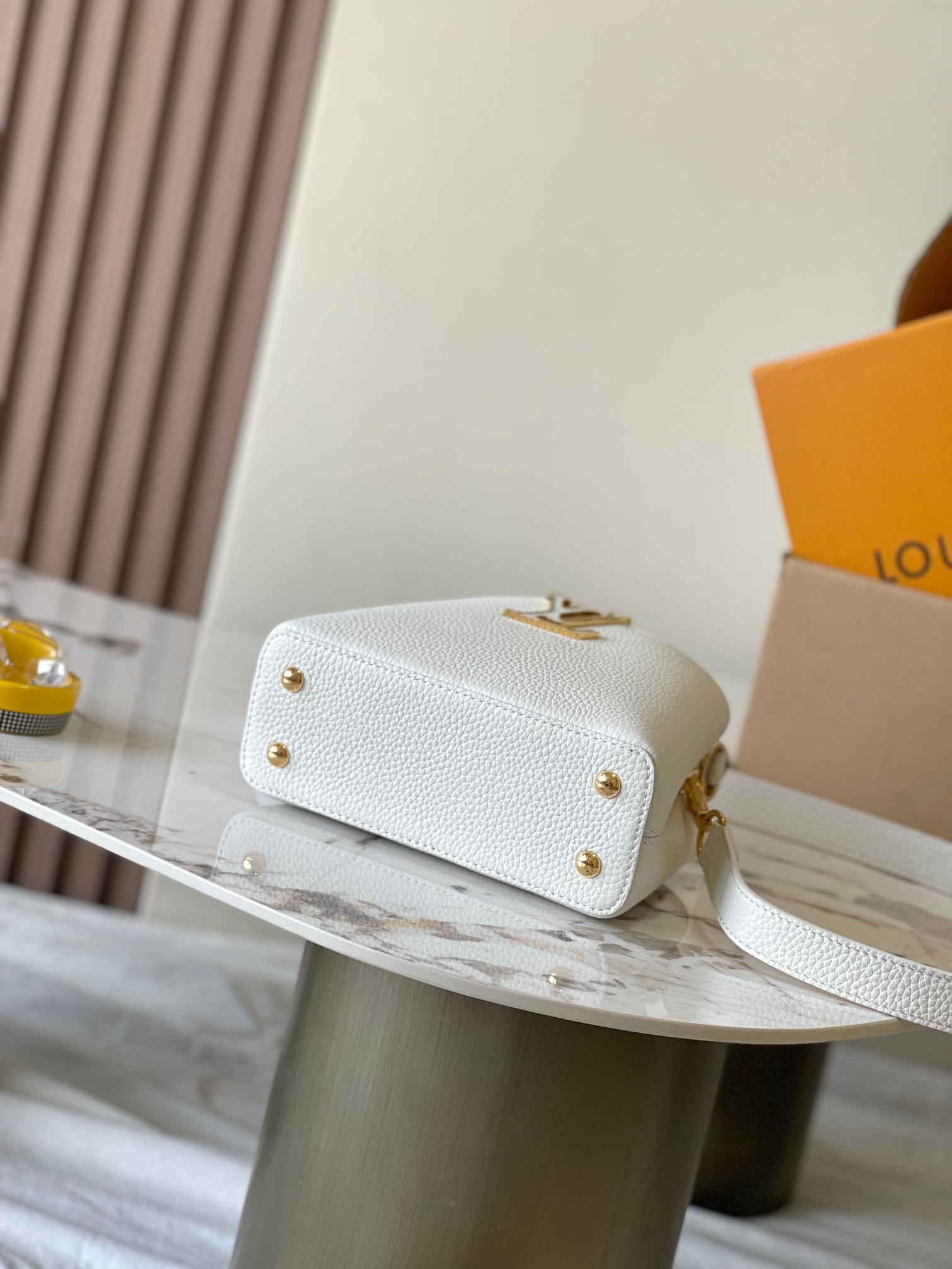 LOUIS VUITTON Capucines Mini Handbag/Top Quality M21416