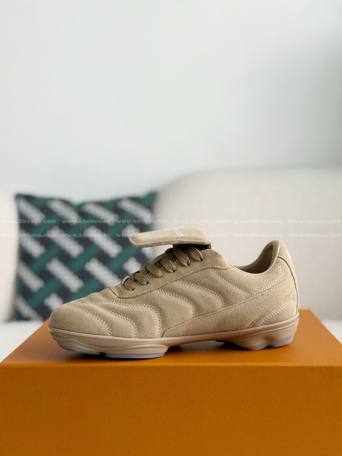 【#5870】 LOUIS VUITTON FOOTPRINTSOCCER CASUAL SHOES