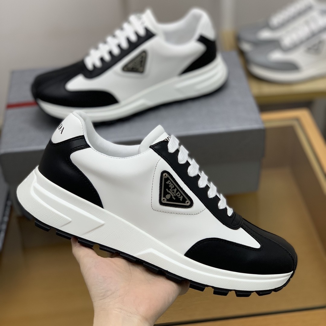 【#629】 Prada Sneakers