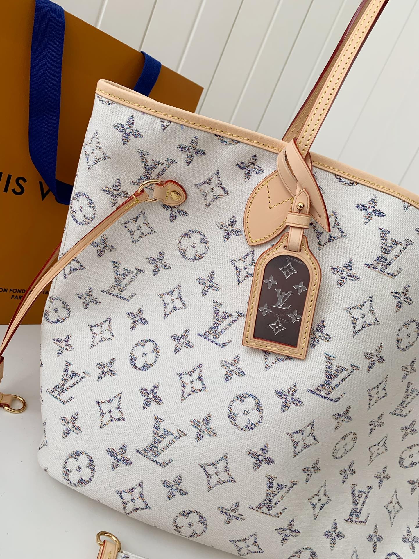 Louis Vuitton Neverfull medium handba9 M24905