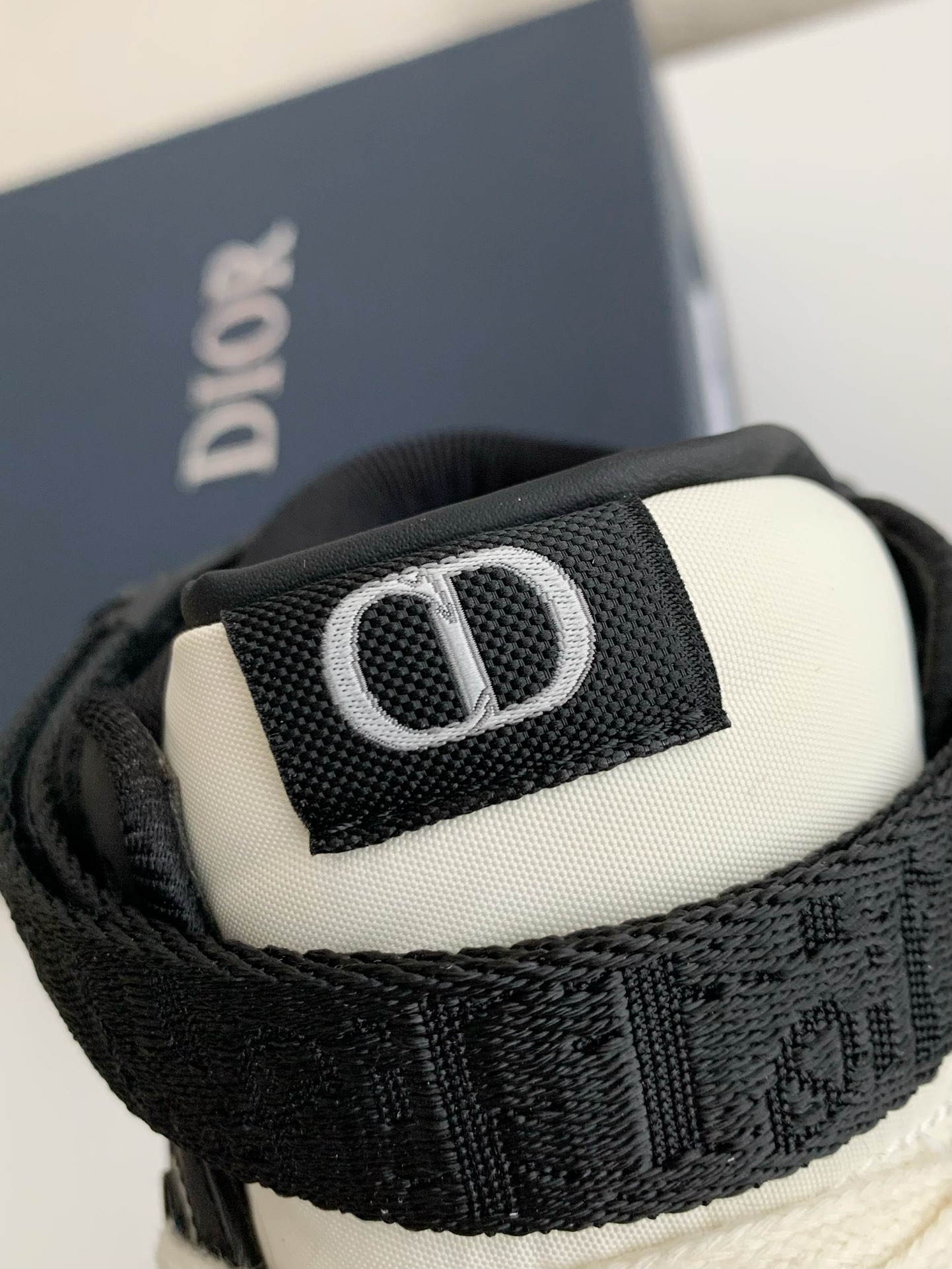 【#3710】Dior B27 High-top casual shoes