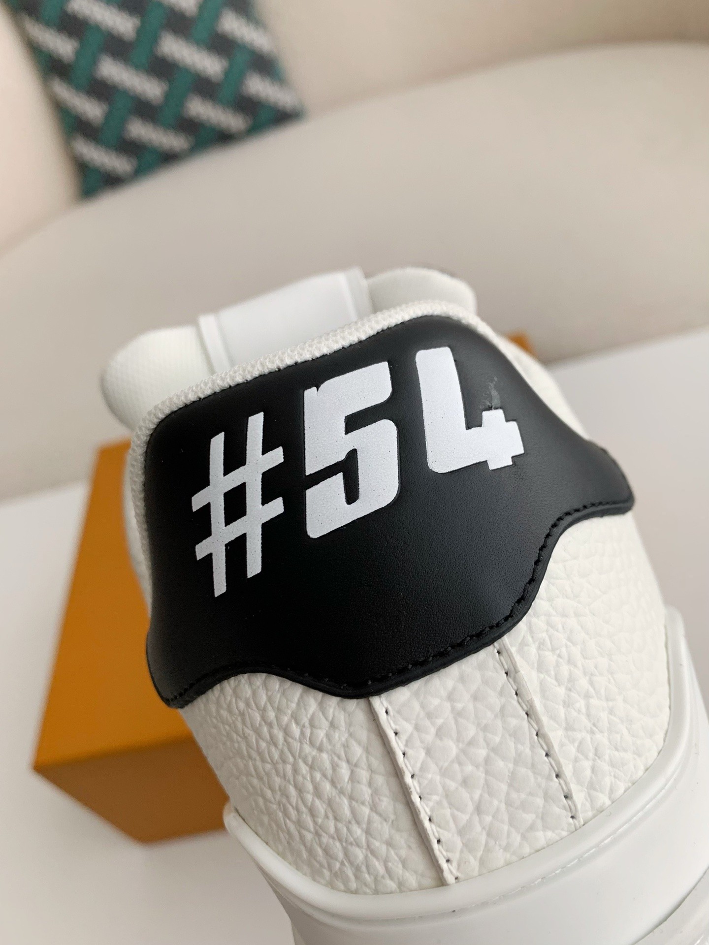 [#3722」 LOUIS VUITTON TRAINER SNEAKERS