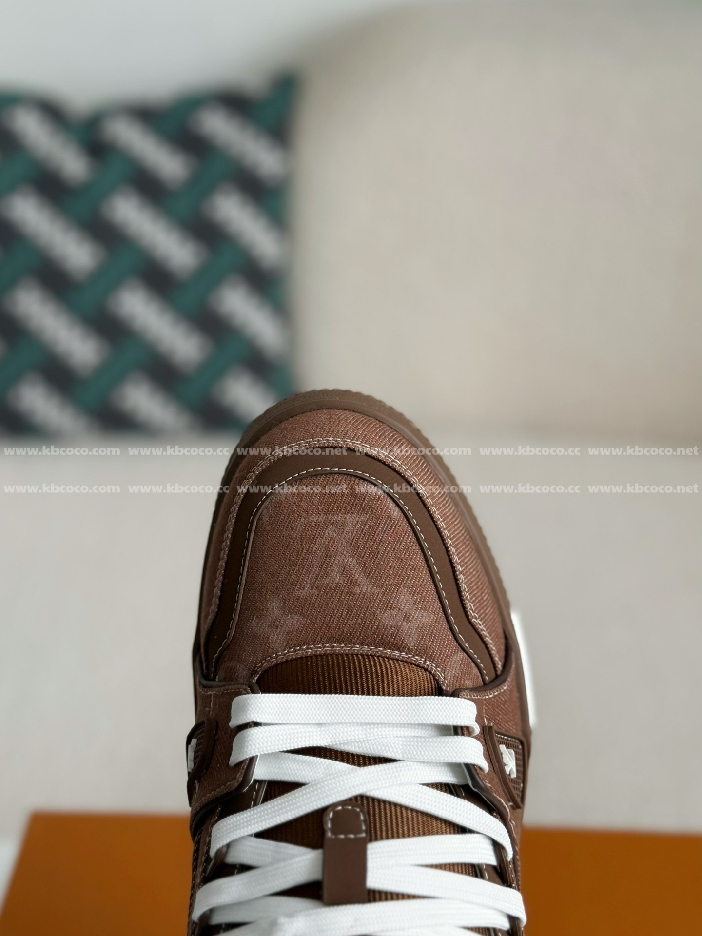 【#5439】 LOUIS VUITTON TRAINER SNEAKERS