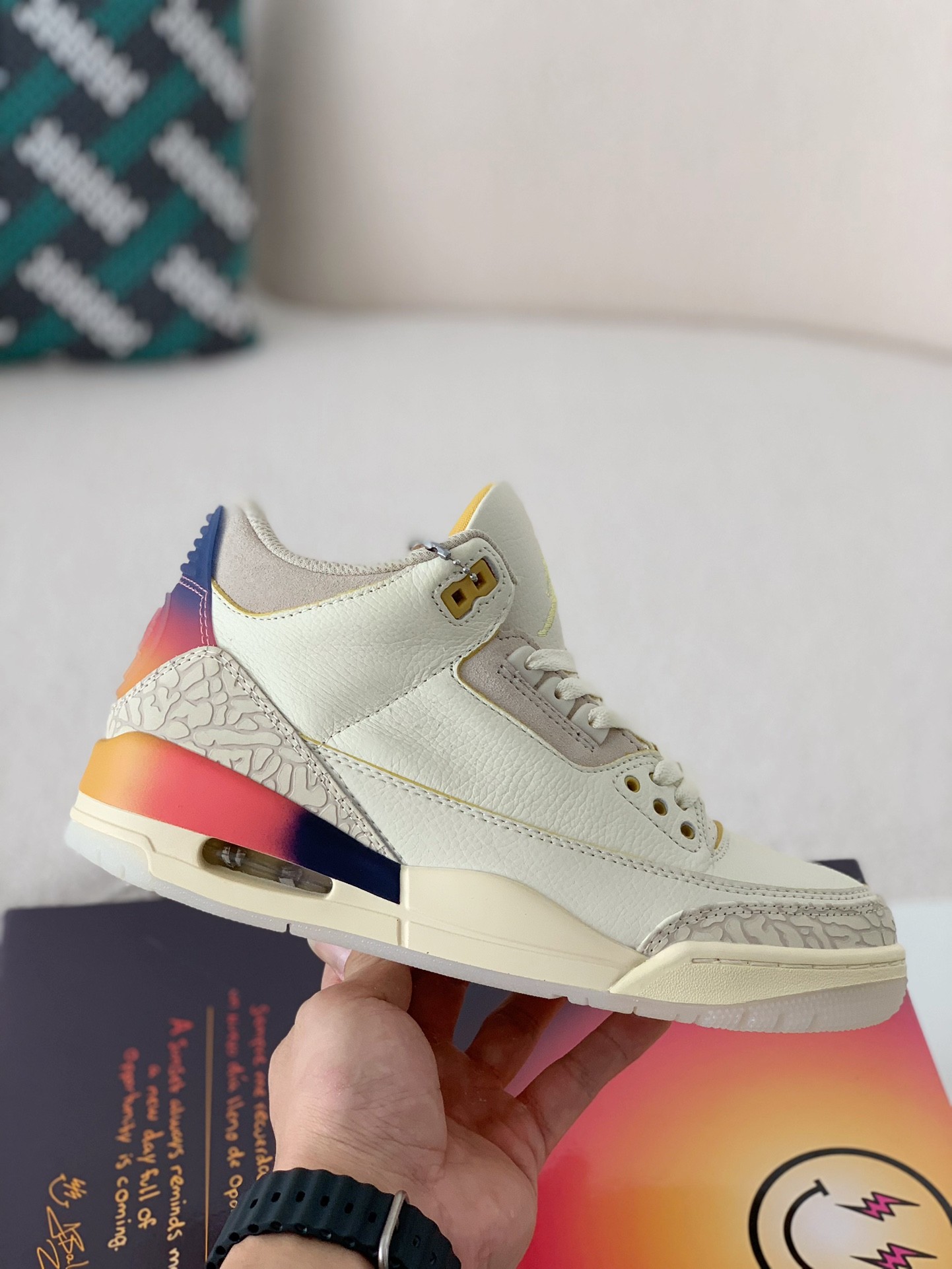 Jordan 3 x」 Balvin Sneakers