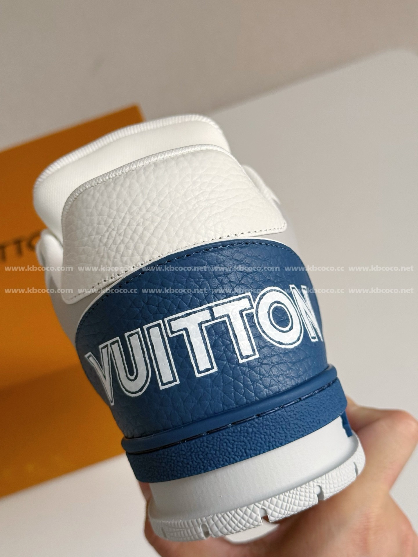 【#4674】 LOUIS VUITTON TRAINER SNEAKERS