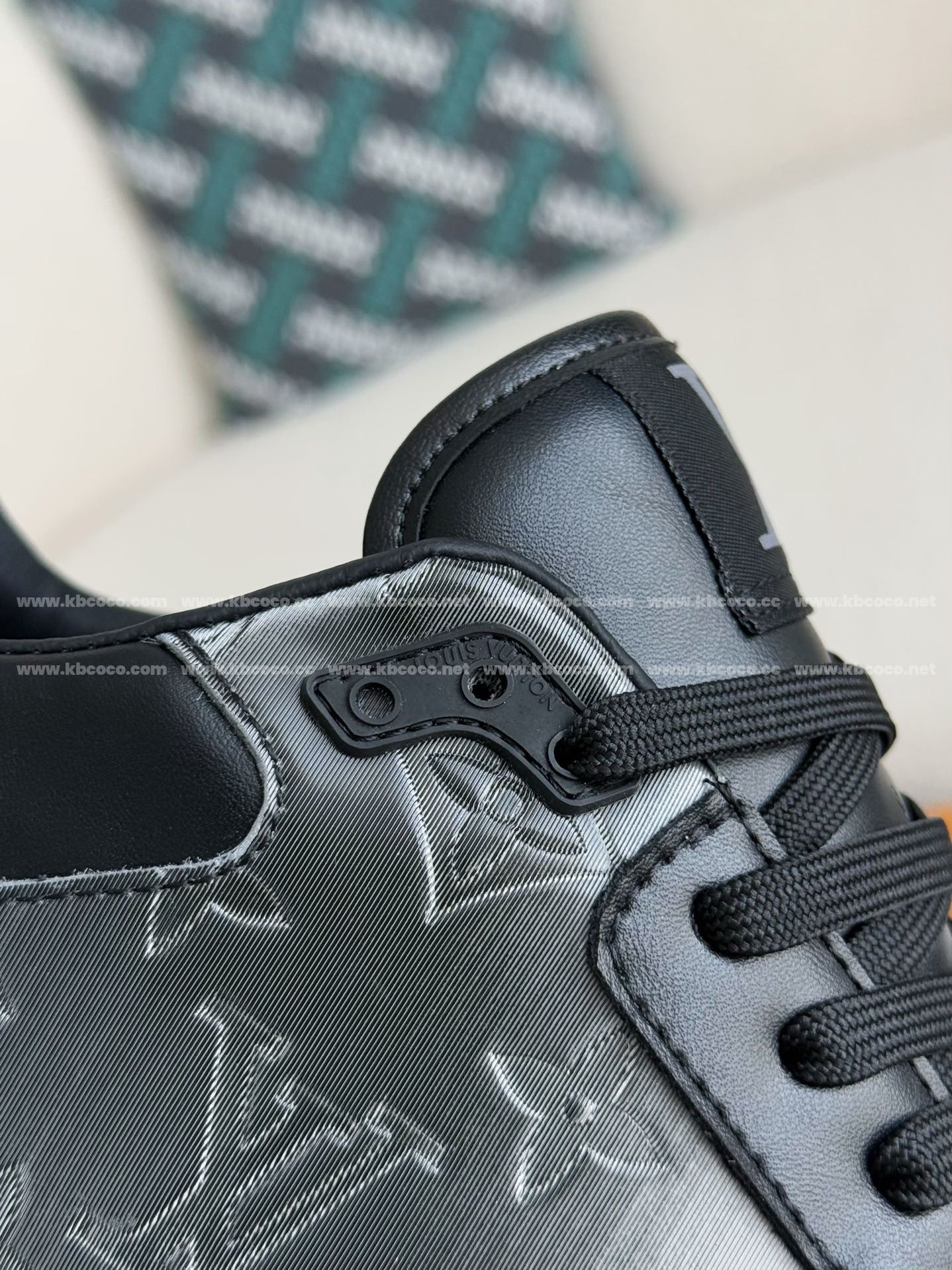 【#3978】 LOUIS VUITTON RUN AWAYCasual Shoes