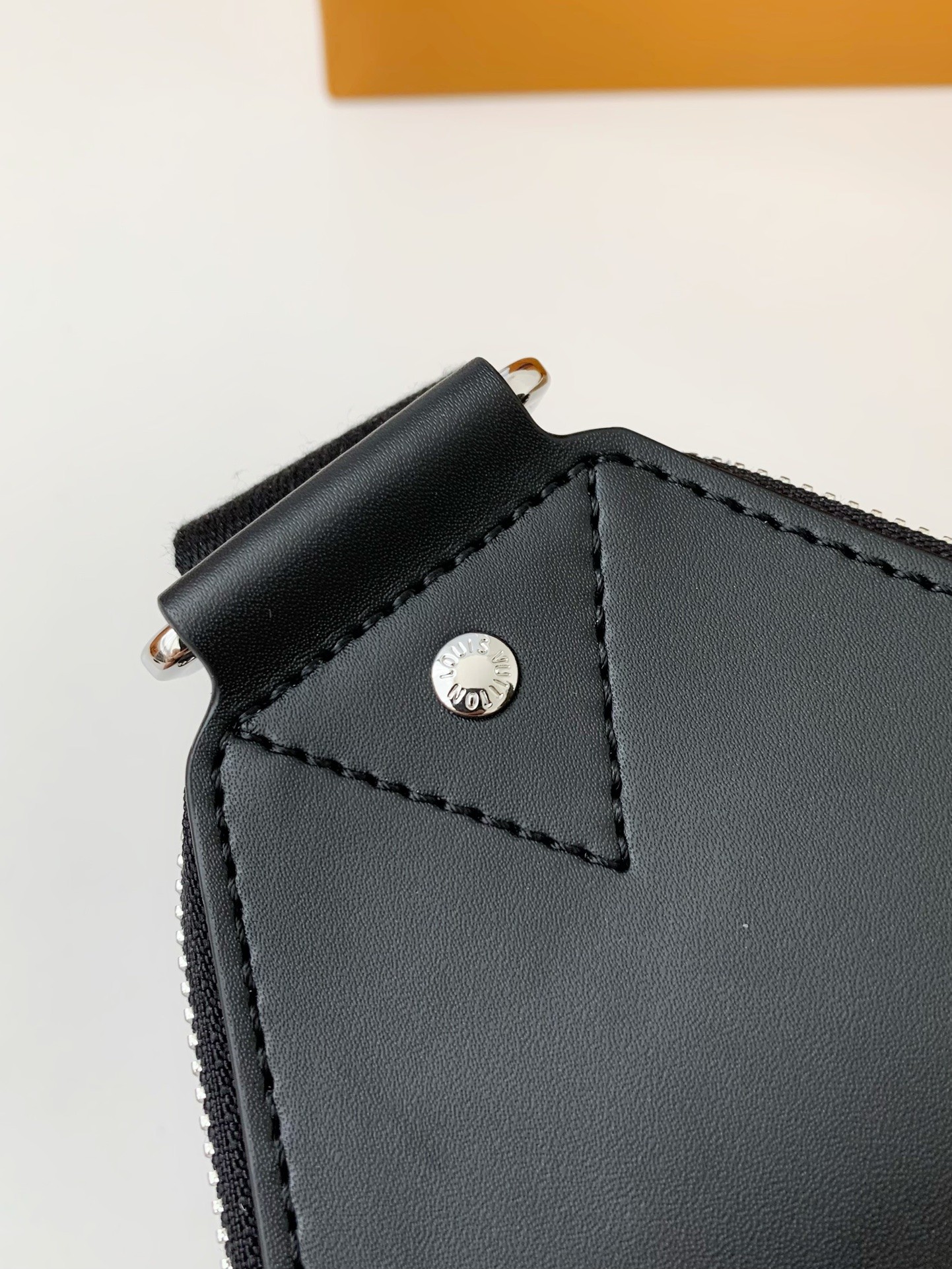 Louis Vuitton damier graphite Men's Shoulder Bags M45302, Top Quality