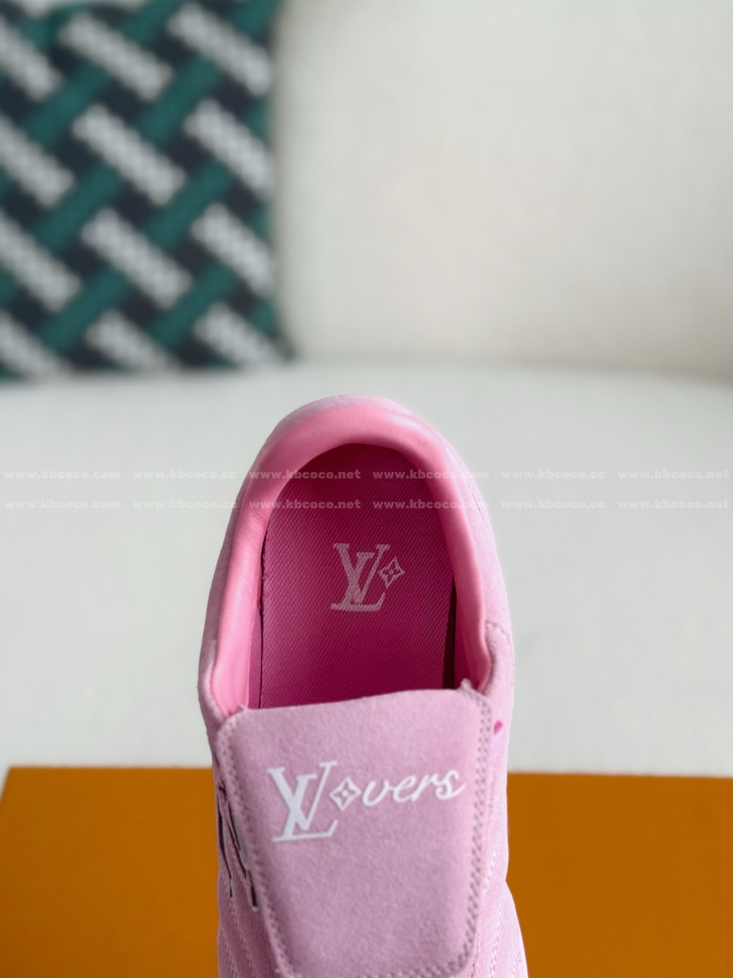 【#5872】 LOUIS VUITTON FOOTPRINTSOCCER CASUAL SHOES