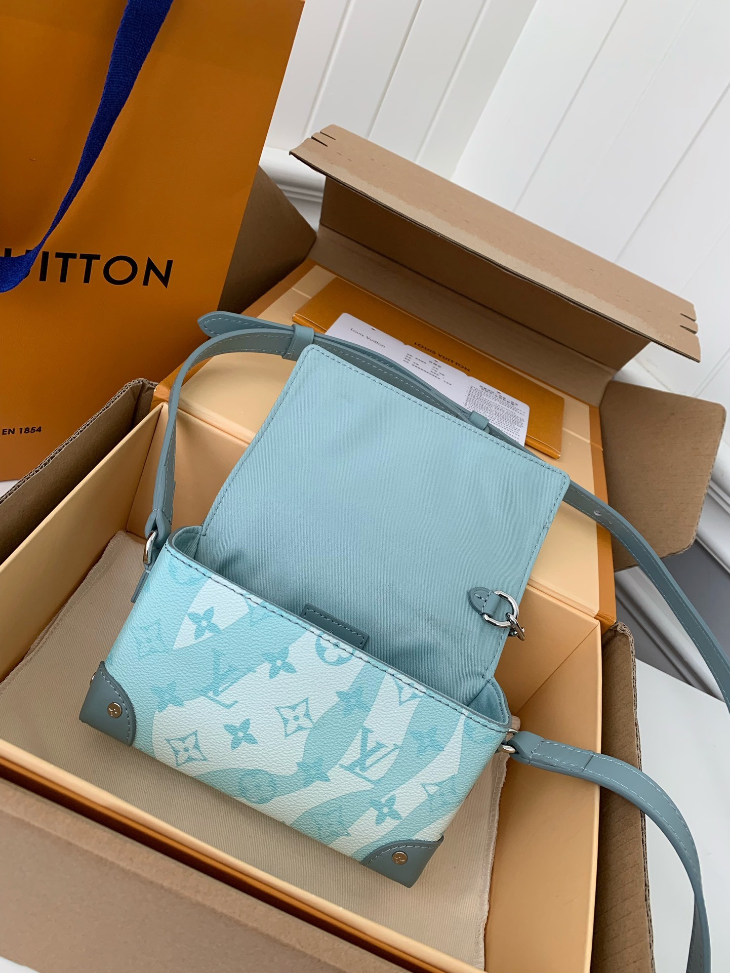 Louis Vuitton STEAMER Mini Men's Handbag M22637 Top Quality