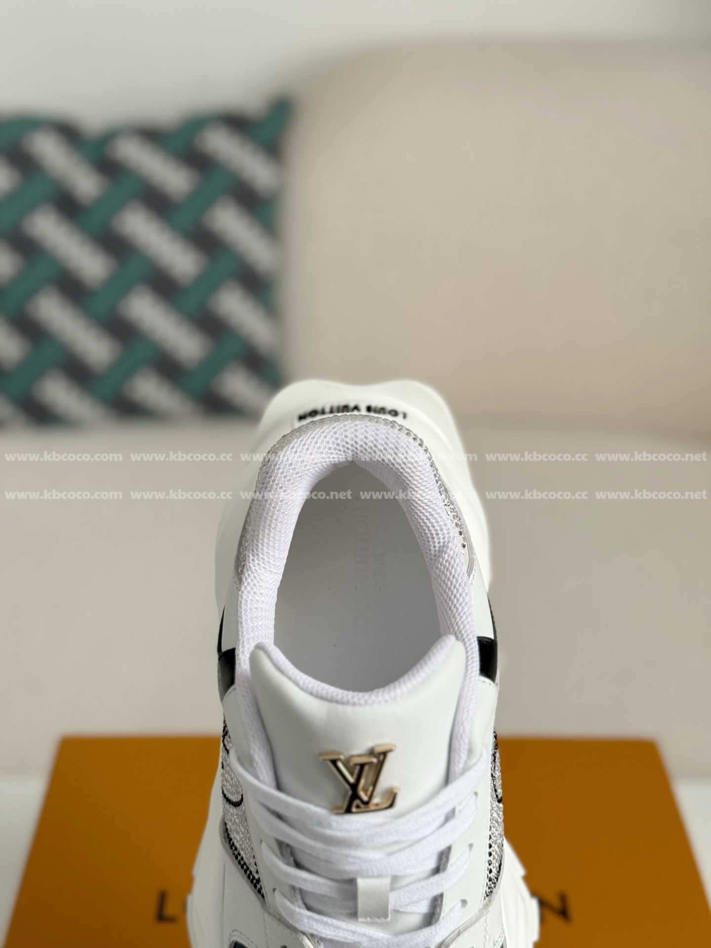 【#5076】 LOUIS VUITTON CASUAL SPORTS SHOES