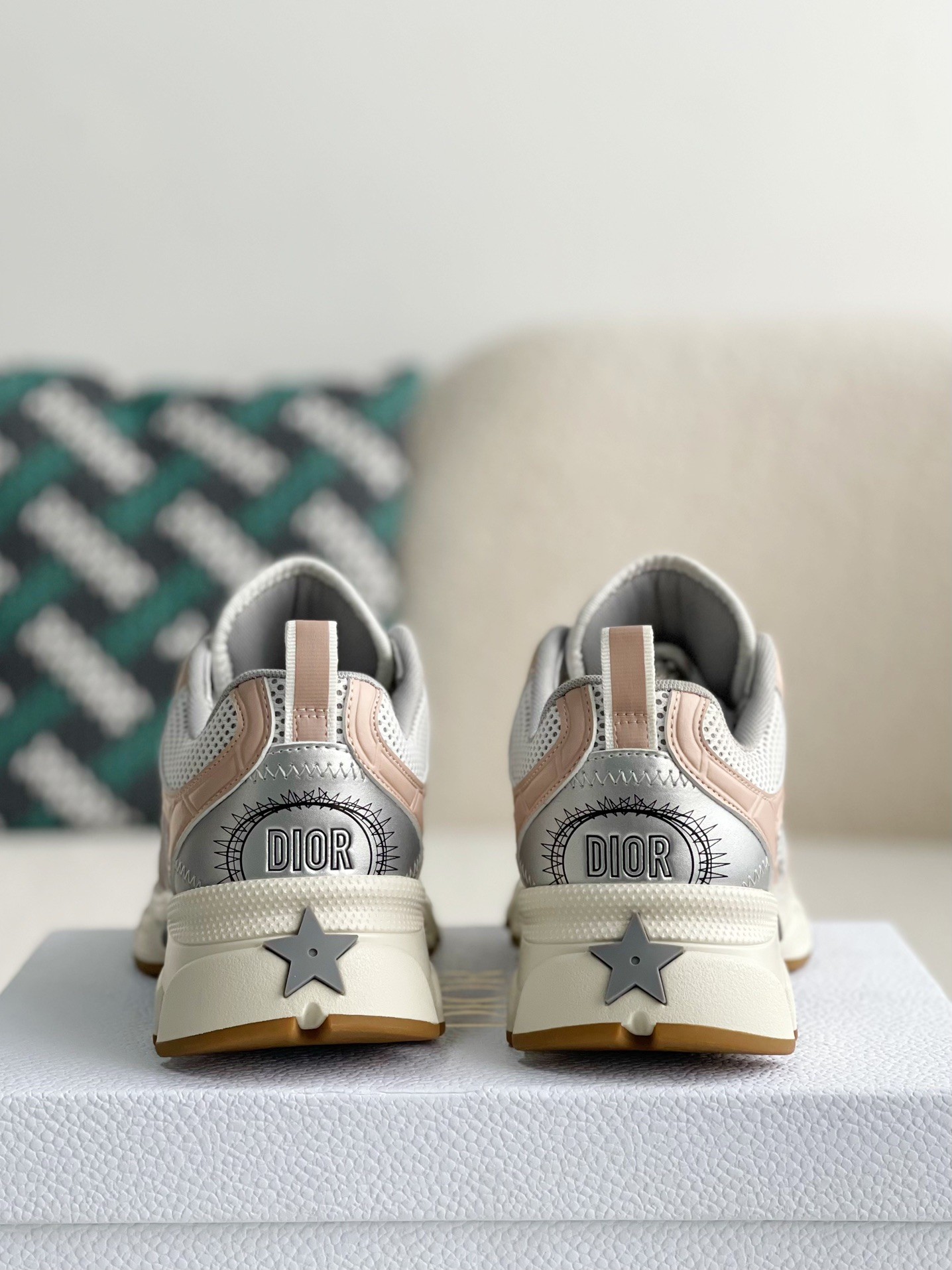 【#3364】 DlOR Running Sneakers