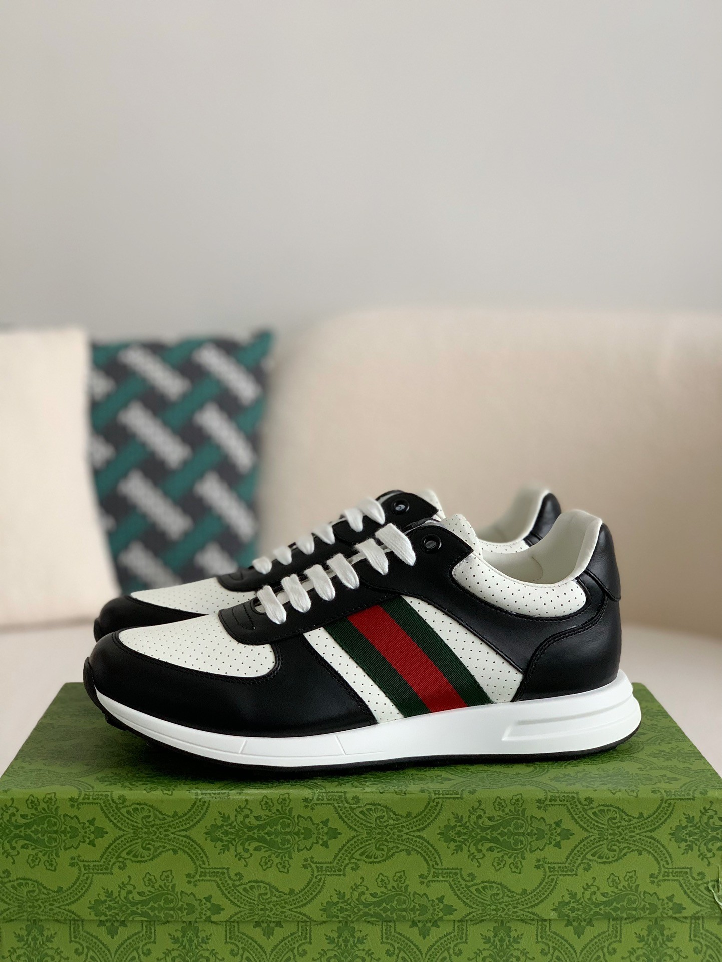 Gucci New Arrival sneakers