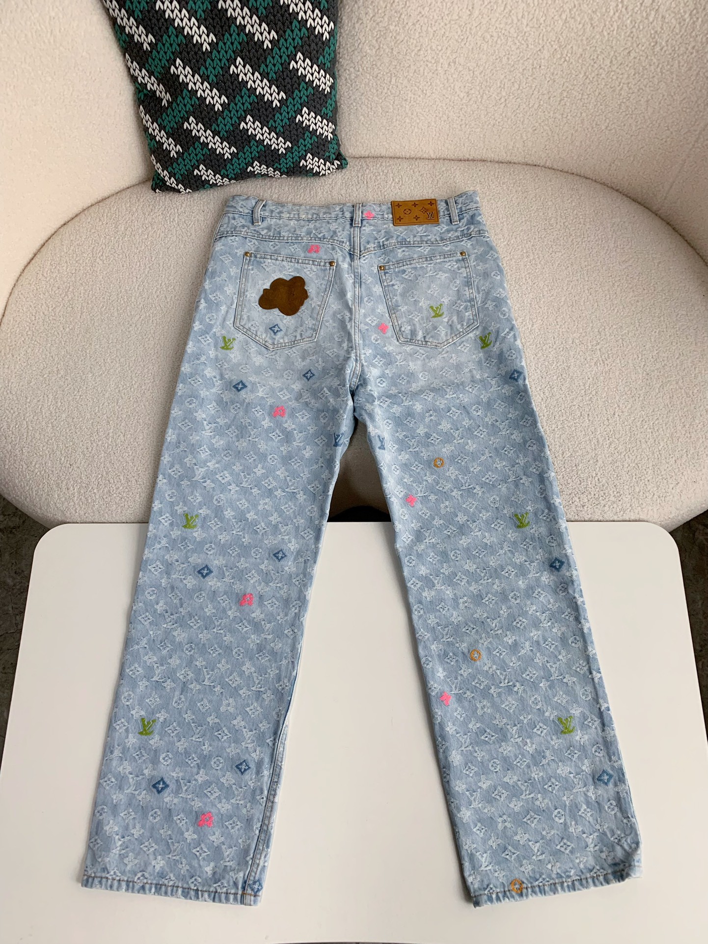 Louis Vuitton Costumes