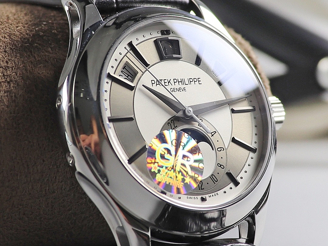 【#2540】 PATEK PHILIPPE 5205G-013 Series watch