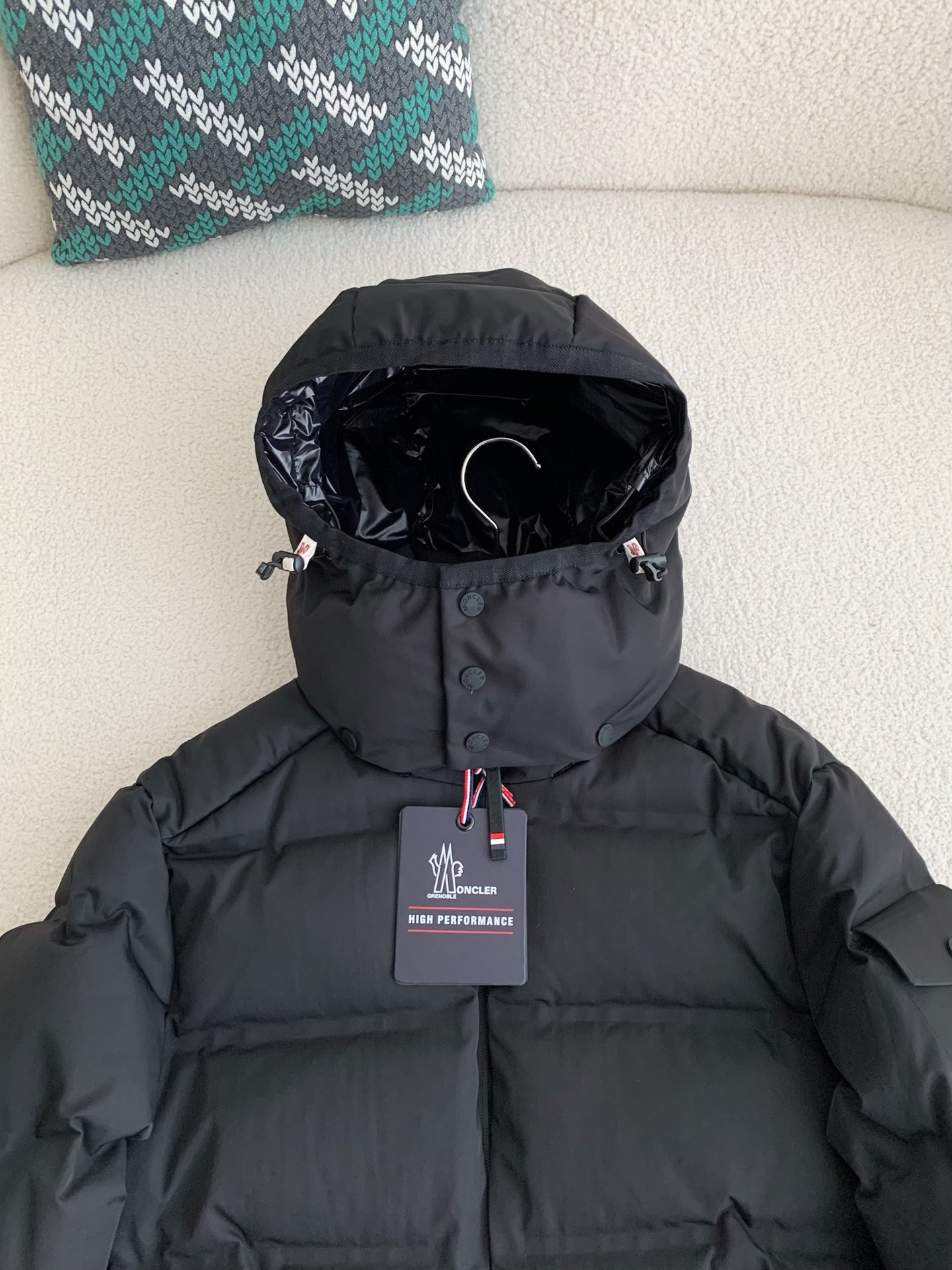 【#3712】Moncler Montbeliard down jacket