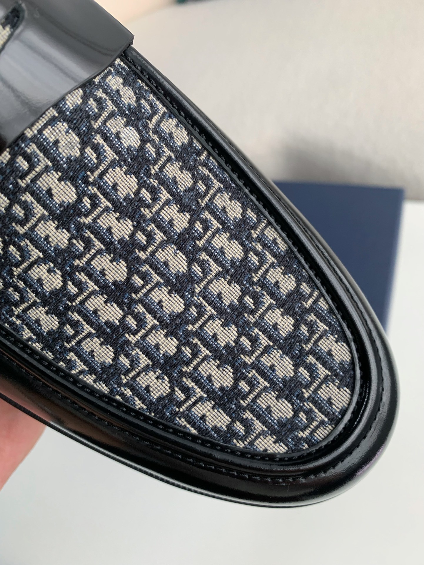 DlOR Men's Leather Shoes