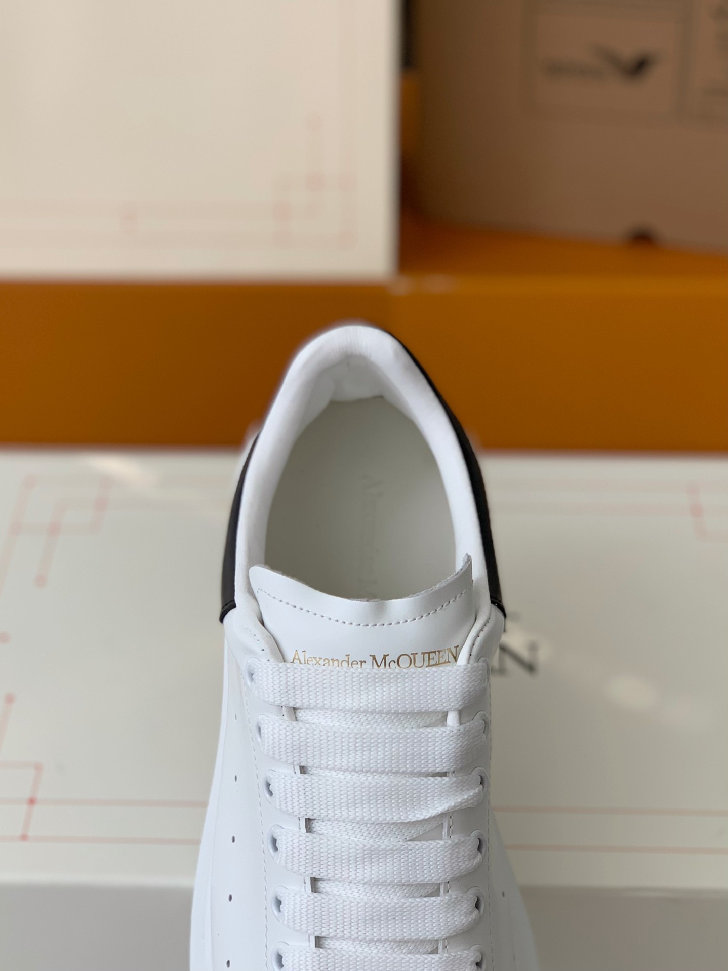 Alexander McQueen versatile Sneakers