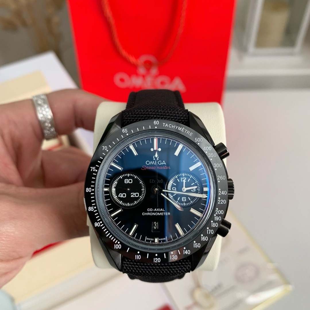 【#3840】Omega Speedmaster SeriesDark Side of the Moon, 50m waterproof watch, 44.25mm