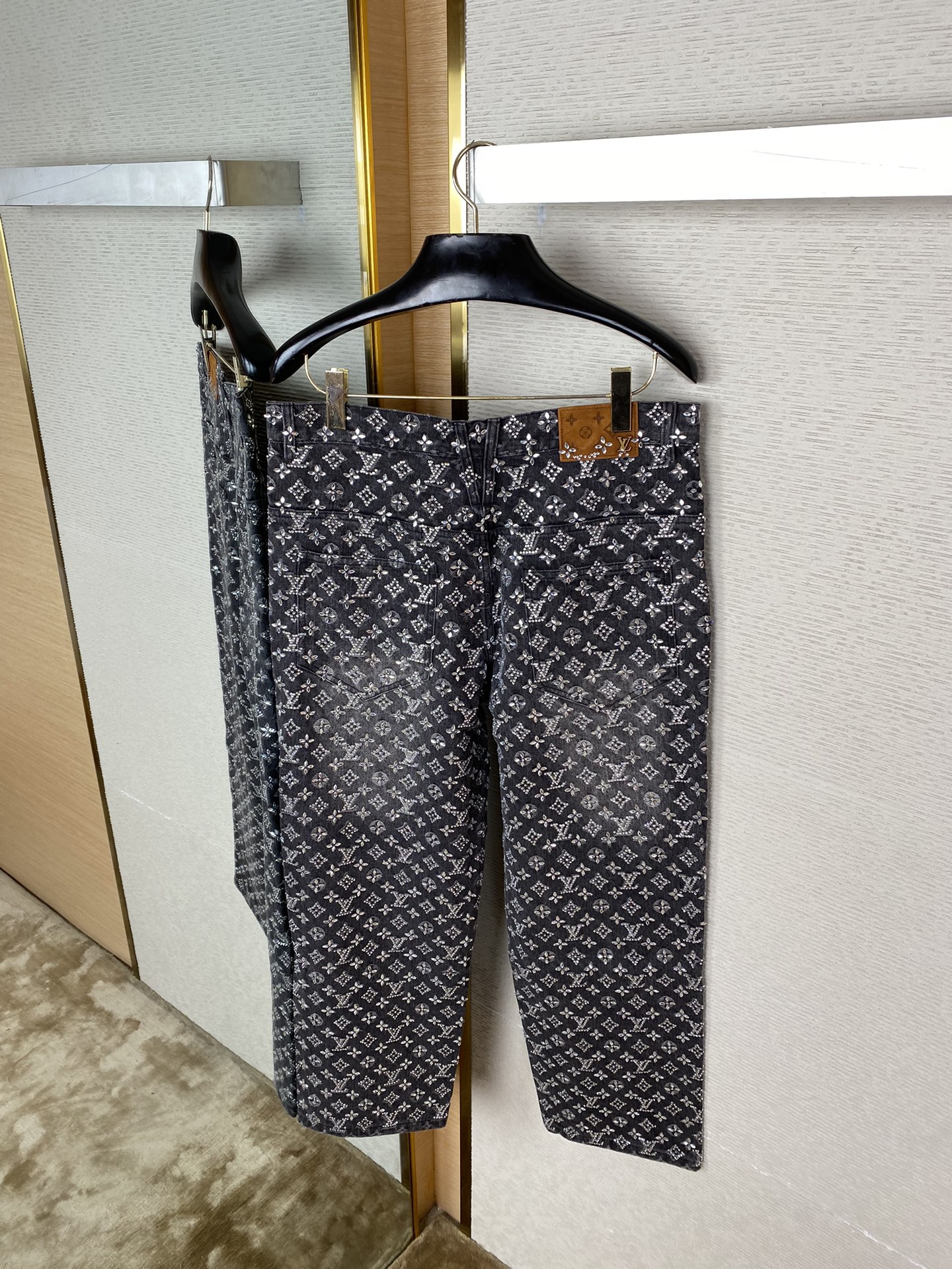 【0912】Louis Vuitton costumes