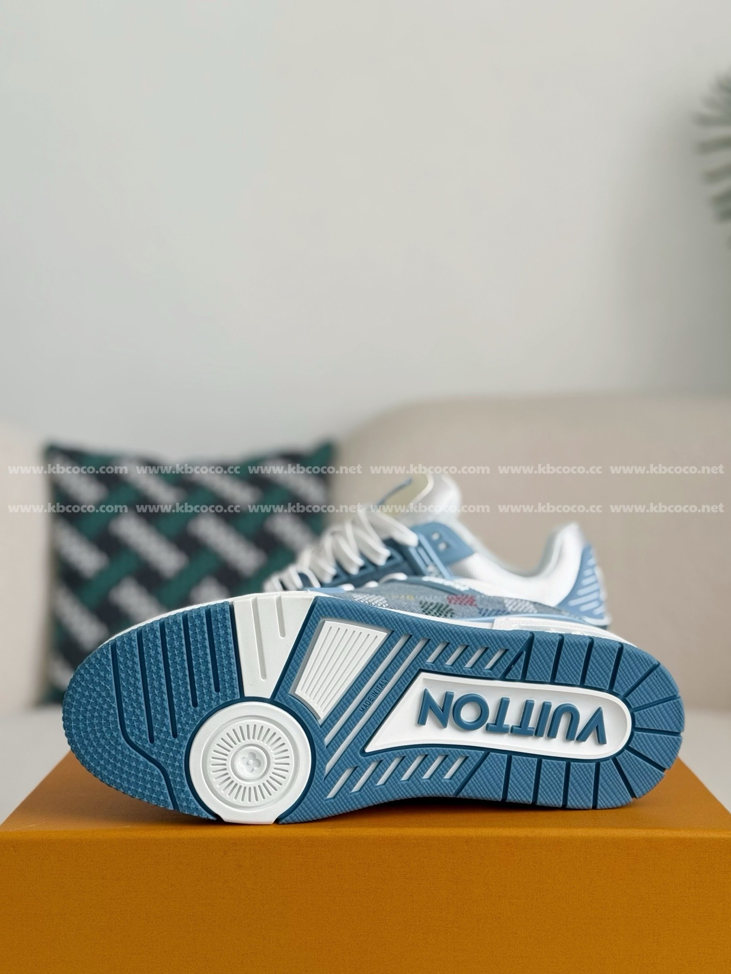 【#4431】 LOUIS VUITTON TRAINER SNEAKERS